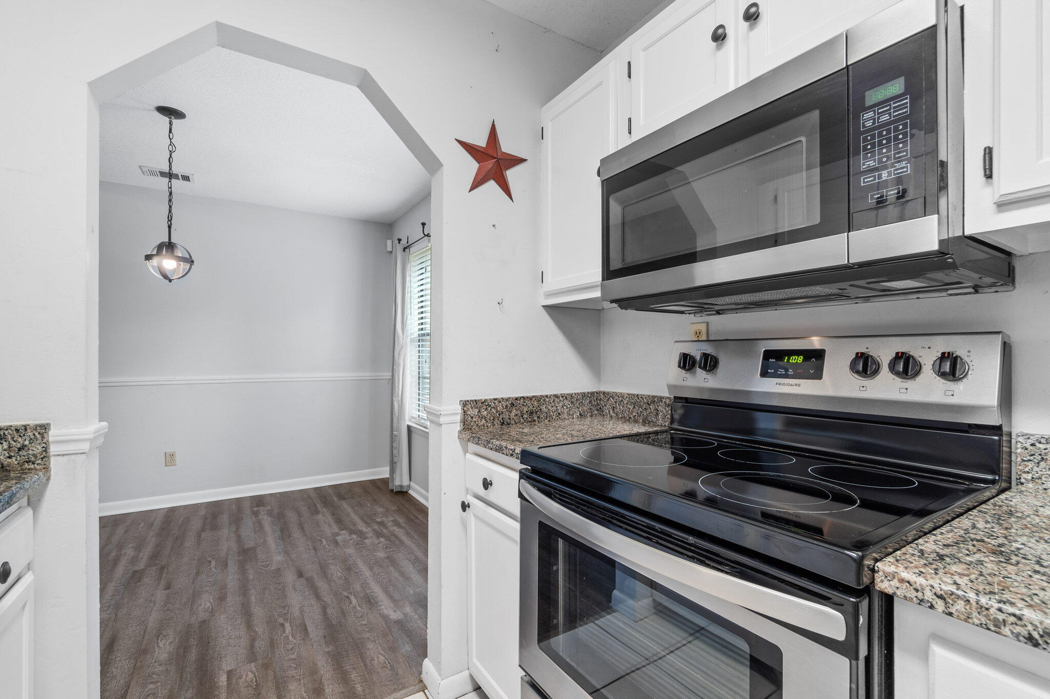 CHATEAU PRES DE LA MER - Residential