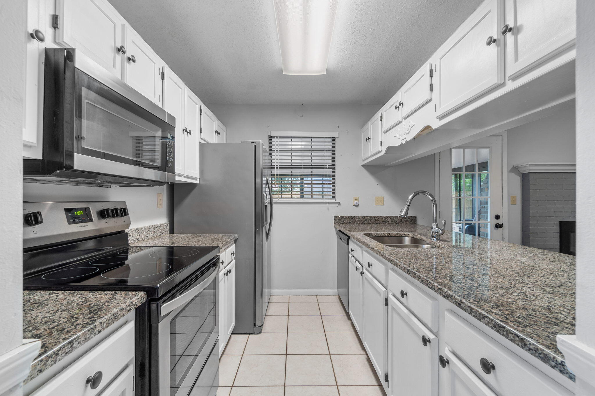 CHATEAU PRES DE LA MER - Residential