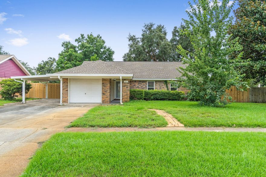 Home Sweet home.Located in the coveted Chateau Pres De La Mer neighborhood, this lovely 3bed/2bath home is in close proximity to Hurlburt air force base, Florosa Elementary School, 15 minutes from fort Walton Beach and the breathtakingly beautiful beaches of the Emerald Coast. This property boasts a fenced in backyard , as well as open concept dining, and living room areas, perfect for entertaining and enjoying tons of natural light.  Plenty of storage makes the moving process much easier, and other amazing features include granite countertops, optic-white cabinets, and stainless steel appliances in the kitchen, and a double sink in the master bathroom.  Home also features additional square footage that can service as a flex room or a family room.