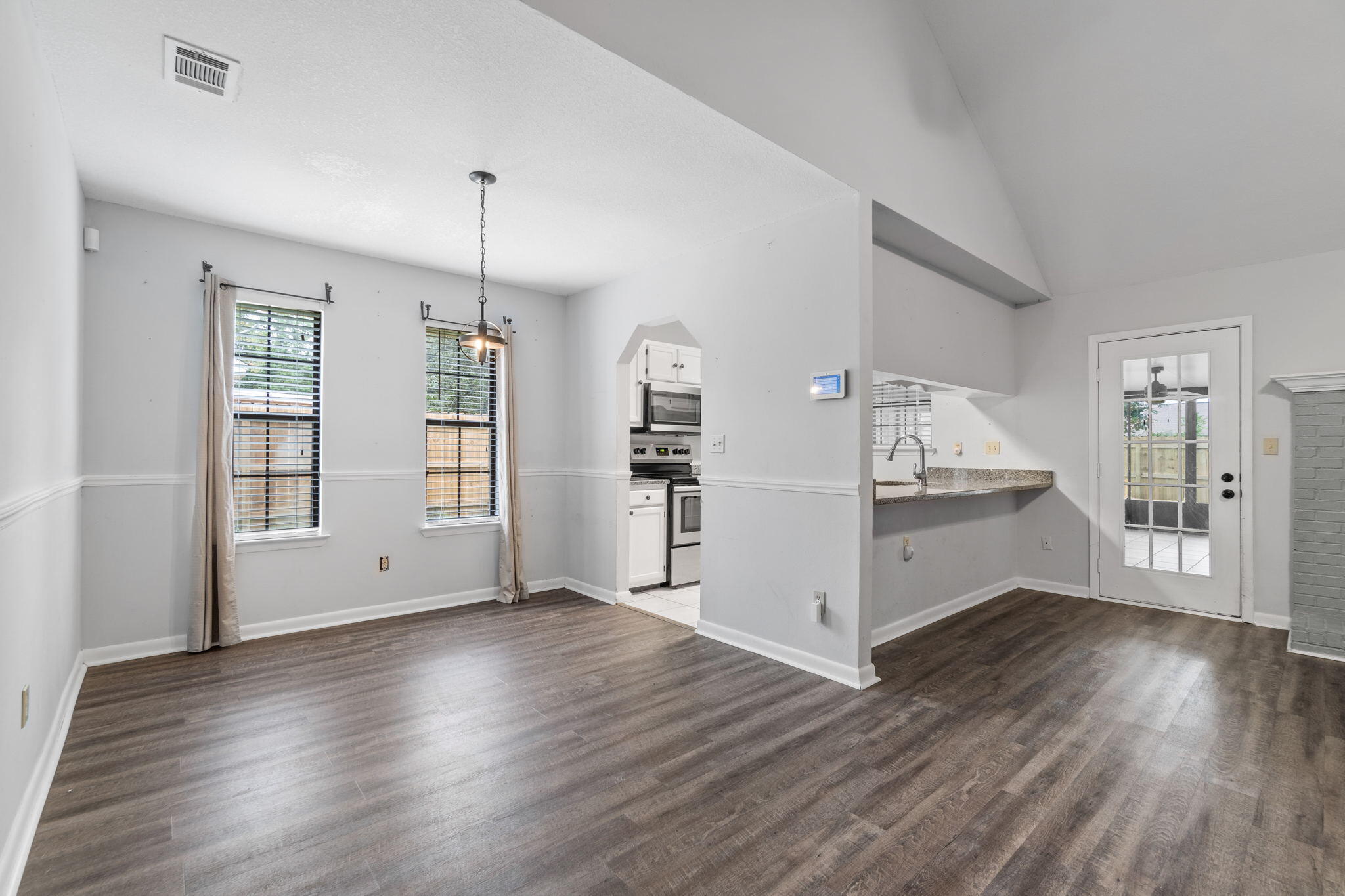 CHATEAU PRES DE LA MER - Residential