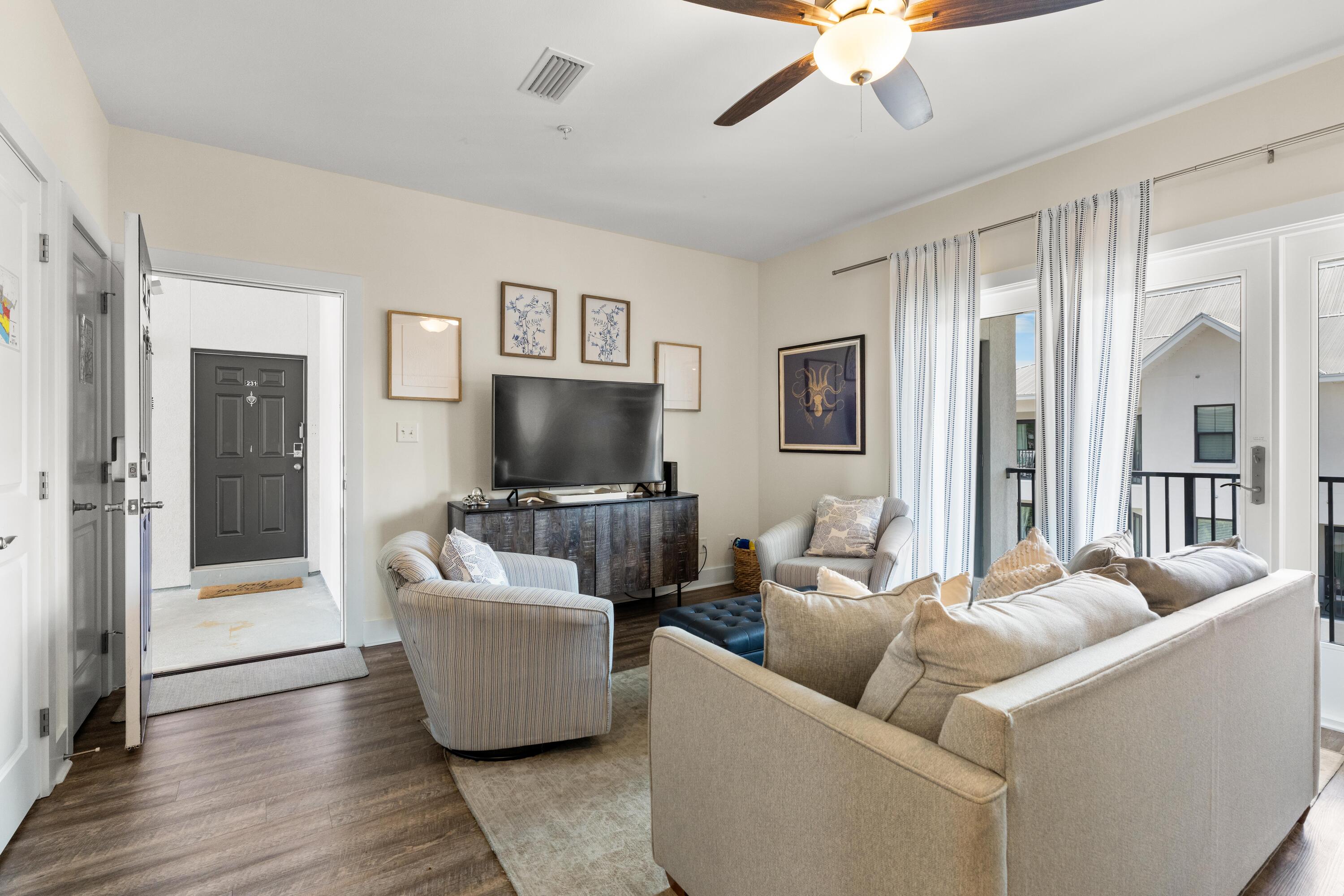 HIDDEN LAKE Condominium - Residential