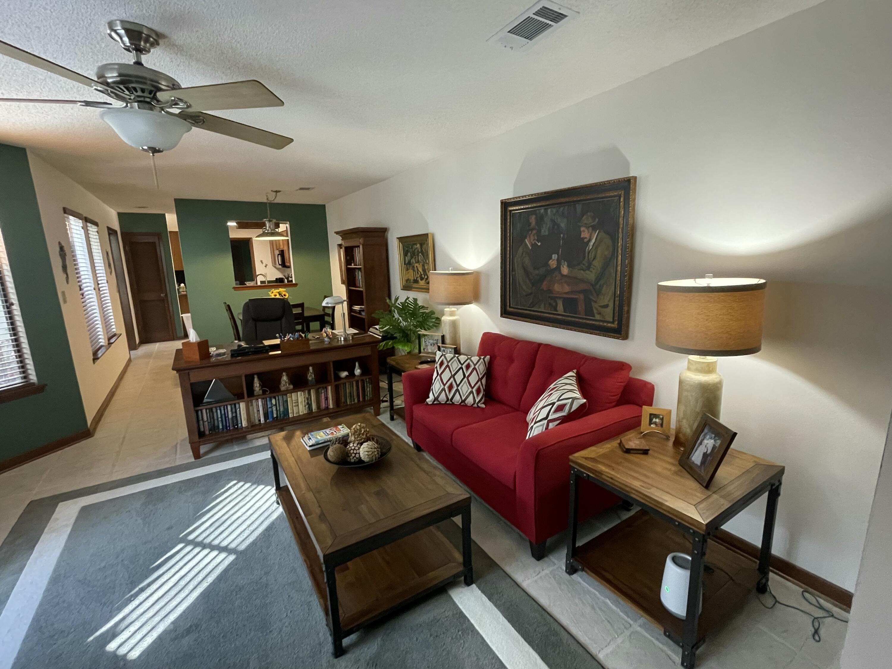 ROYAL OAK VILLAGE 2E - Residential