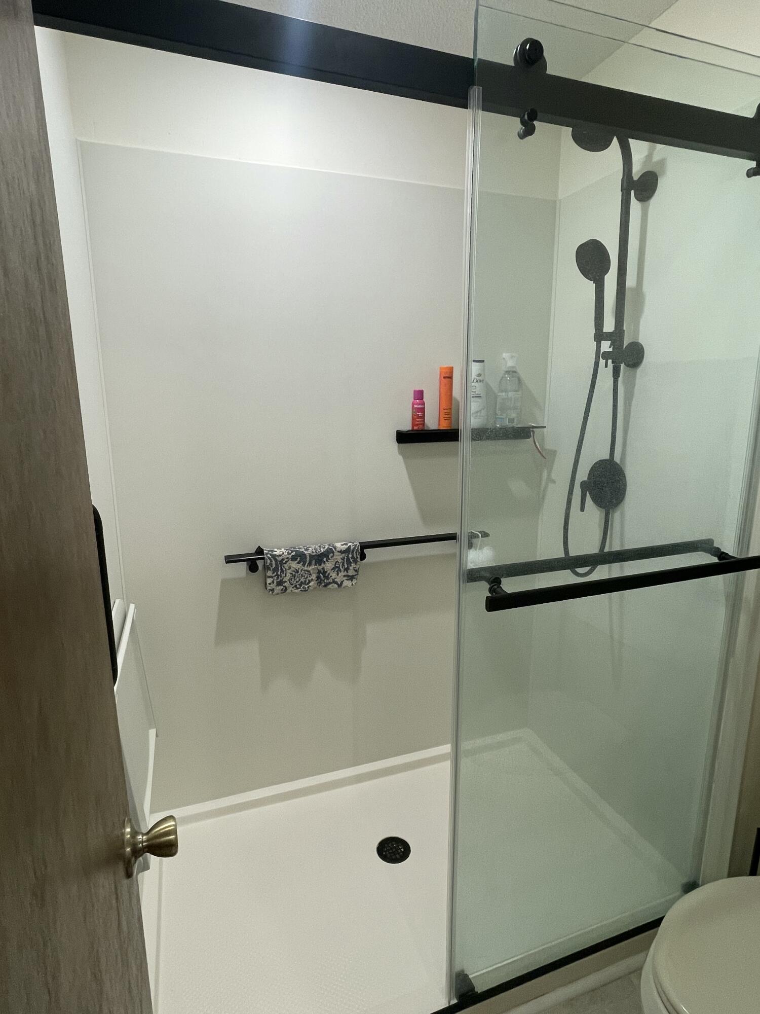 ROYAL OAK VILLAGE 2E - Residential