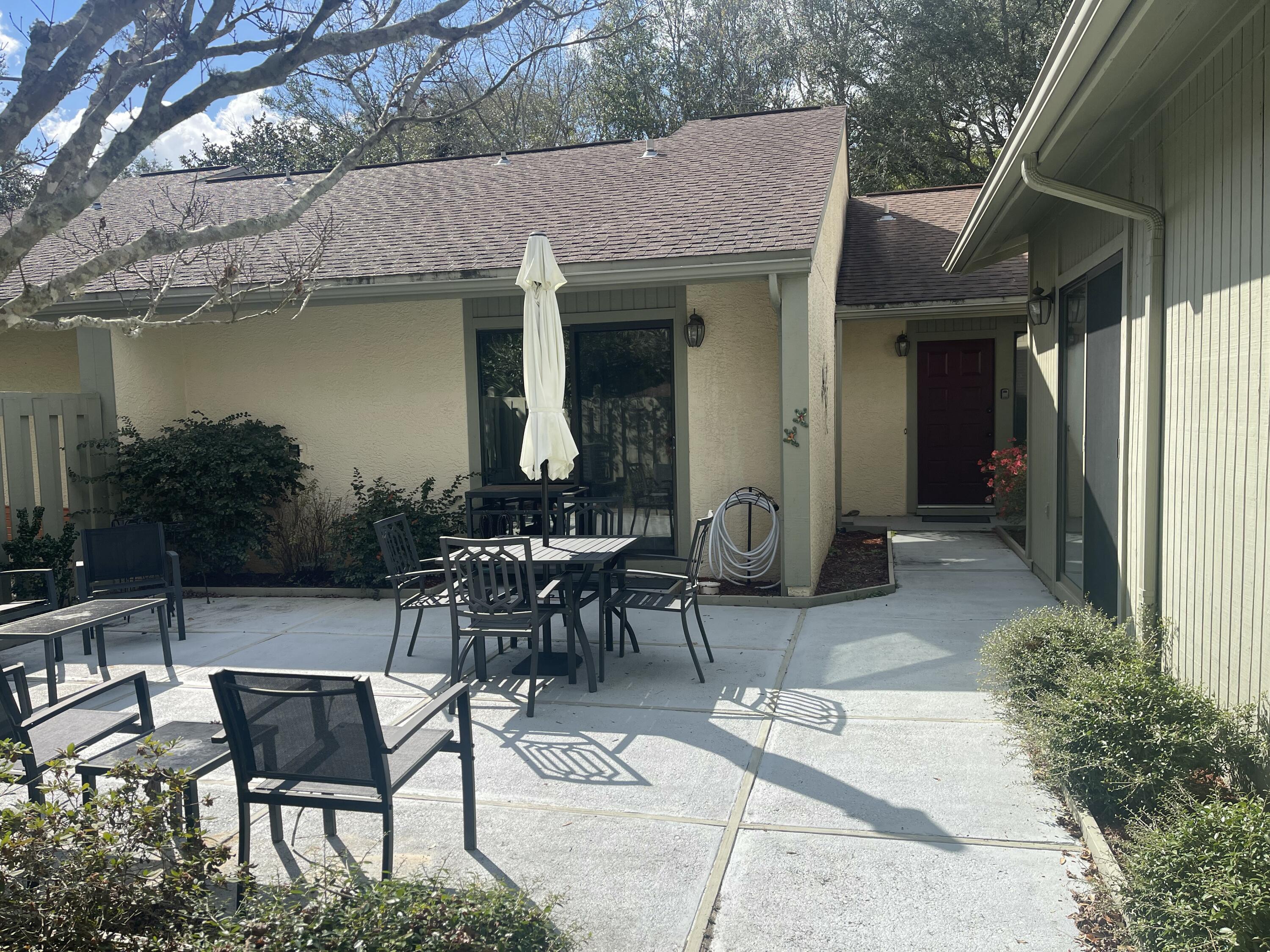 ROYAL OAK VILLAGE 2E - Residential