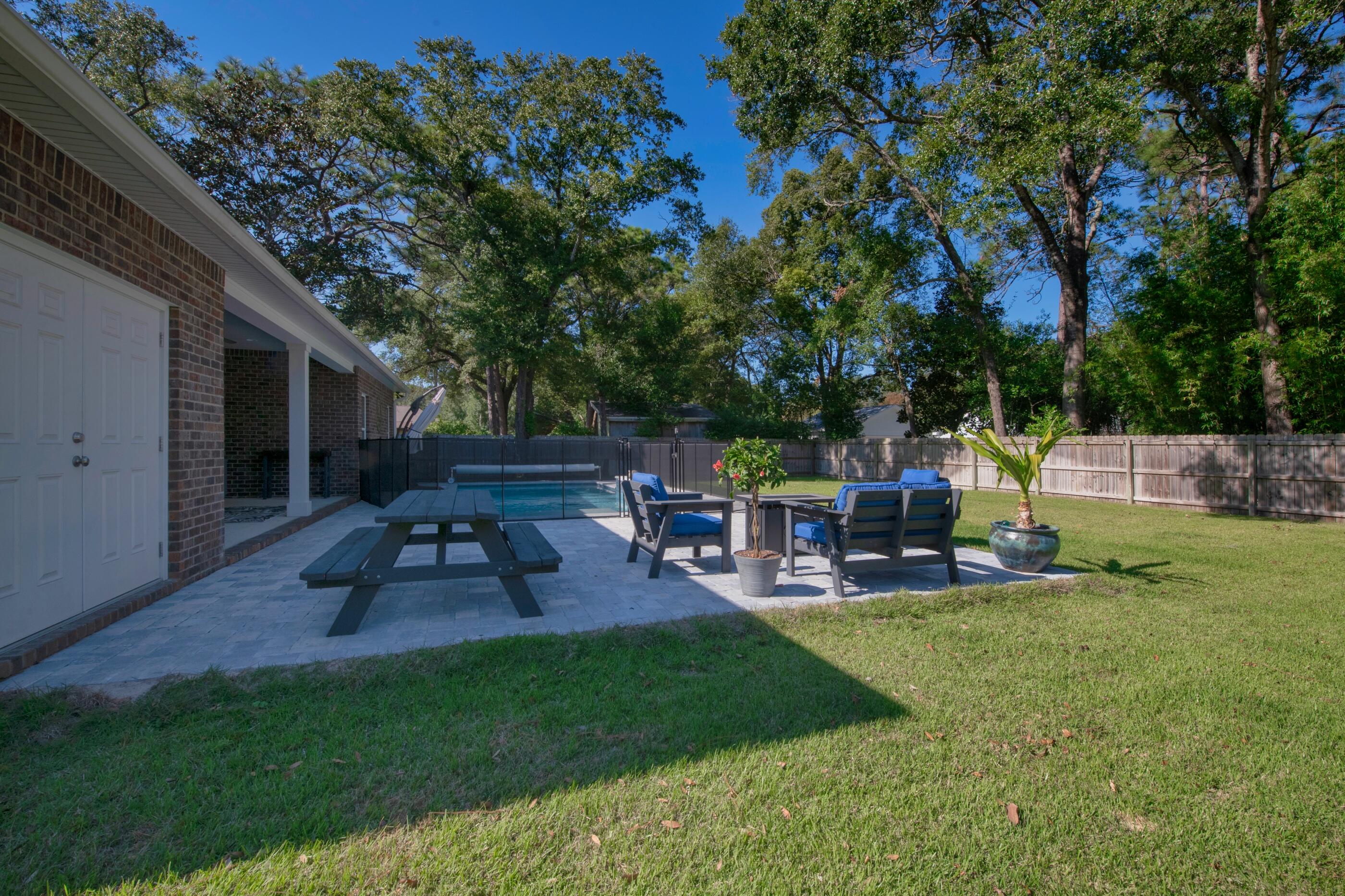 Lot 16 Block 7 Plat 1 Valparaiso - Residential