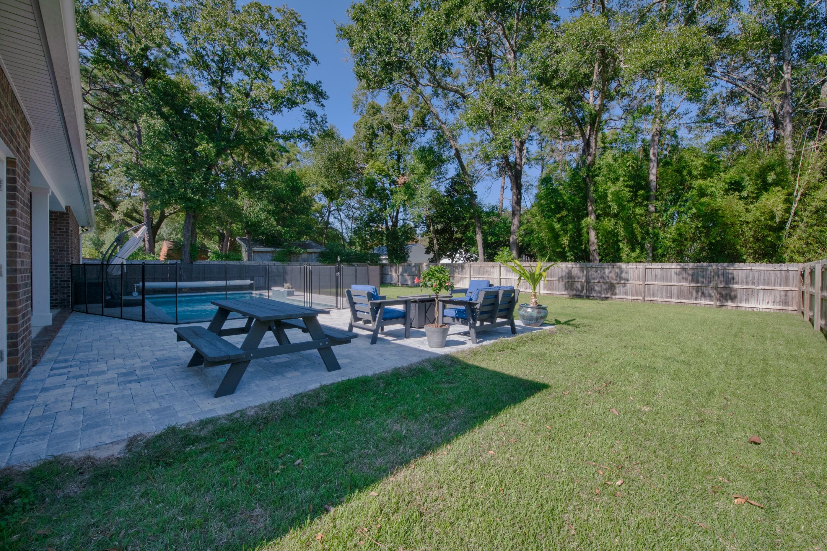 Lot 16 Block 7 Plat 1 Valparaiso - Residential