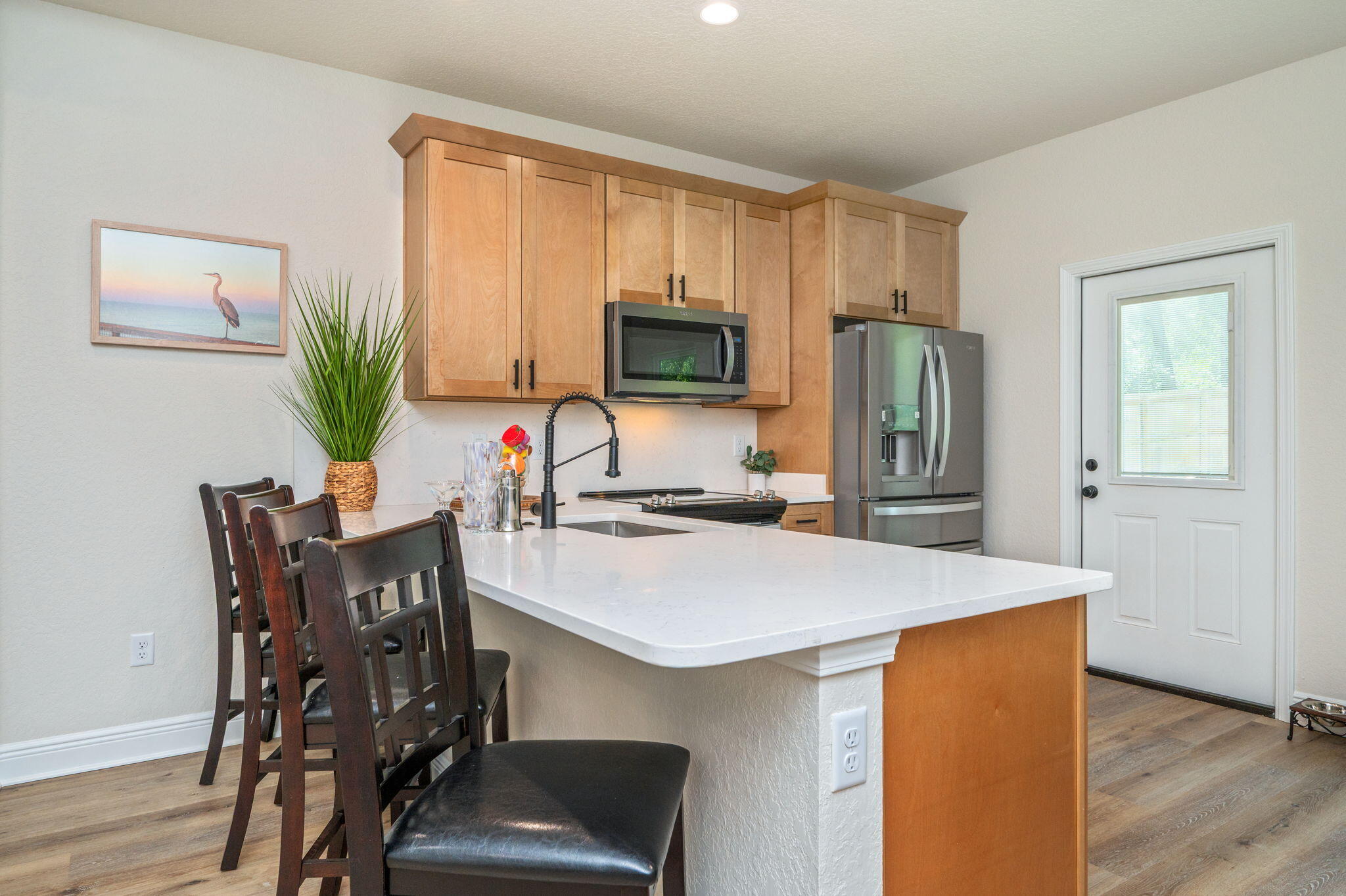 CRESTVIEW BEG SW COR LOT 4 BLK 146 N 53 DEG E 75FT S 36 - Residential