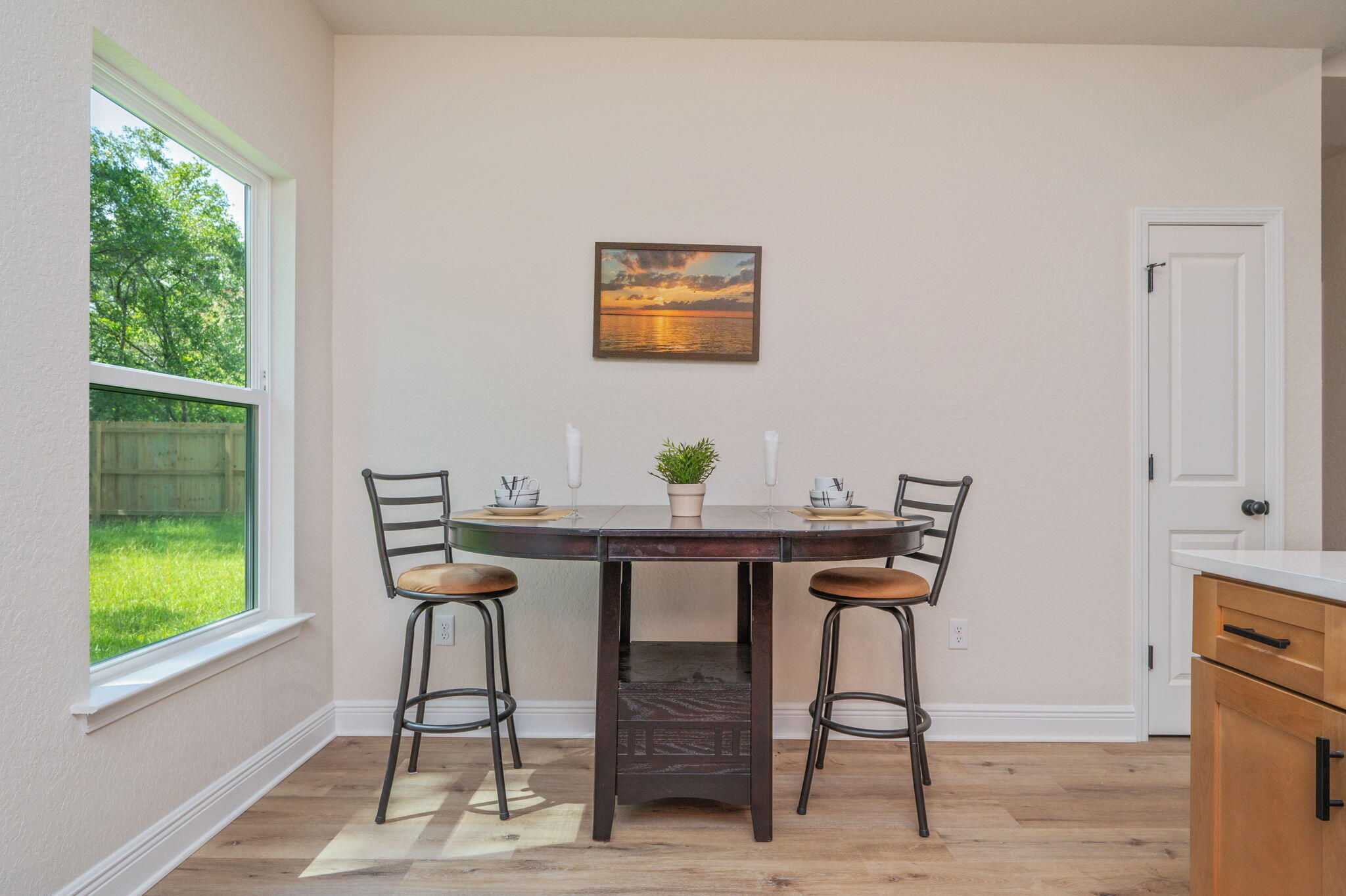 CRESTVIEW BEG SW COR LOT 4 BLK 146 N 53 DEG E 75FT S 36 - Residential