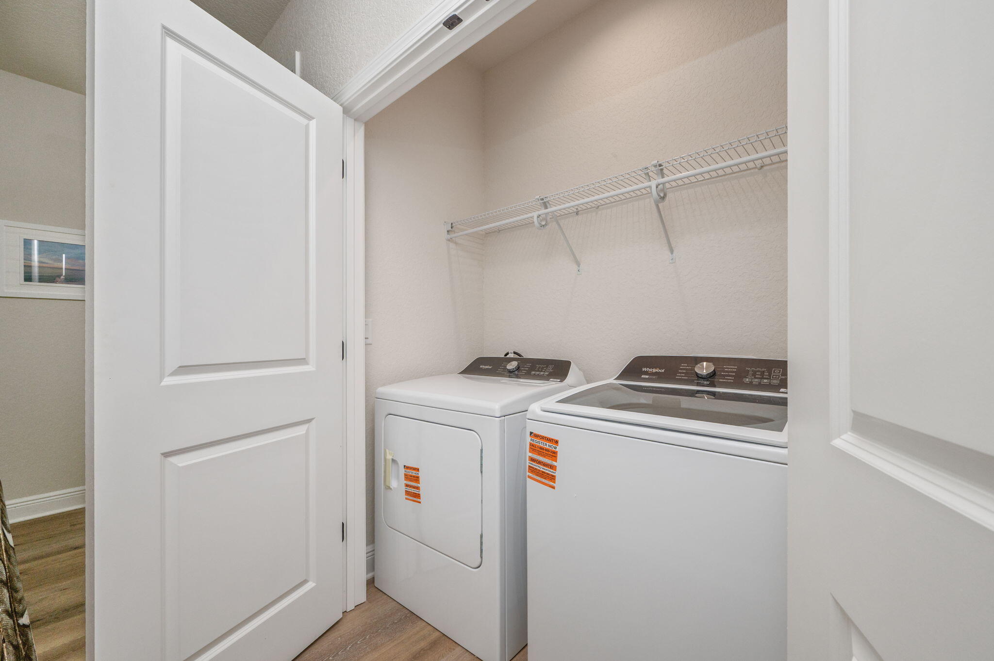 CRESTVIEW BEG SW COR LOT 4 BLK 146 N 53 DEG E 75FT S 36 - Residential