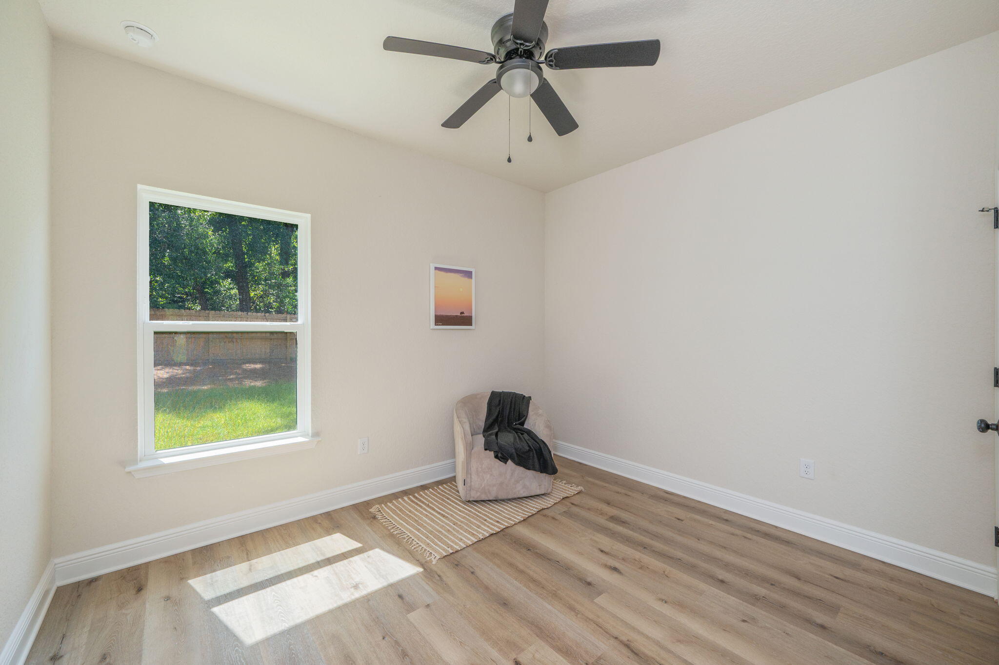 CRESTVIEW BEG SW COR LOT 4 BLK 146 N 53 DEG E 75FT S 36 - Residential