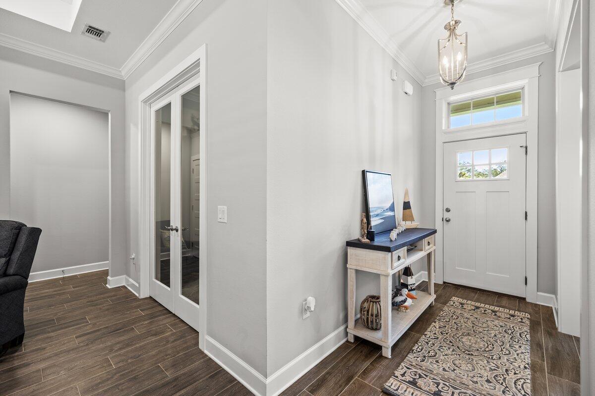 SOUNDSIDE SHORES - Residential