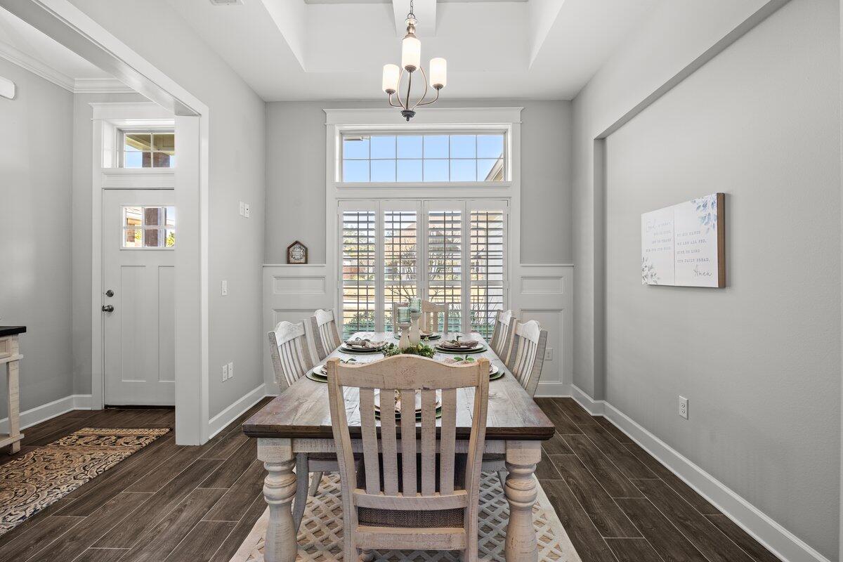 SOUNDSIDE SHORES - Residential