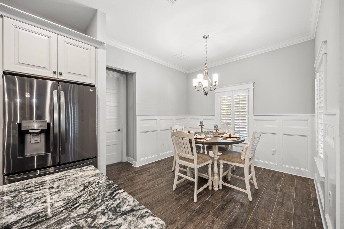 SOUNDSIDE SHORES - Residential