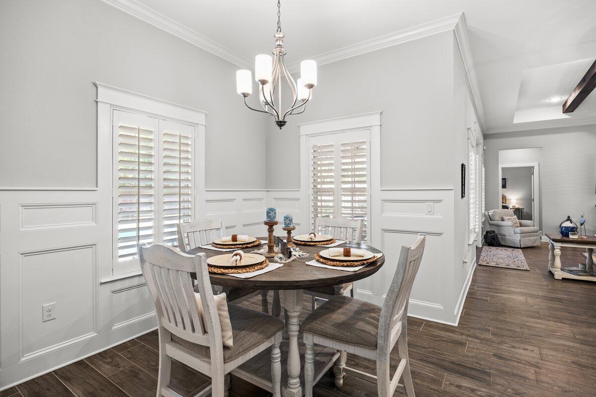 SOUNDSIDE SHORES - Residential