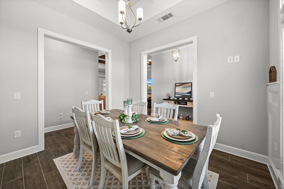 SOUNDSIDE SHORES - Residential