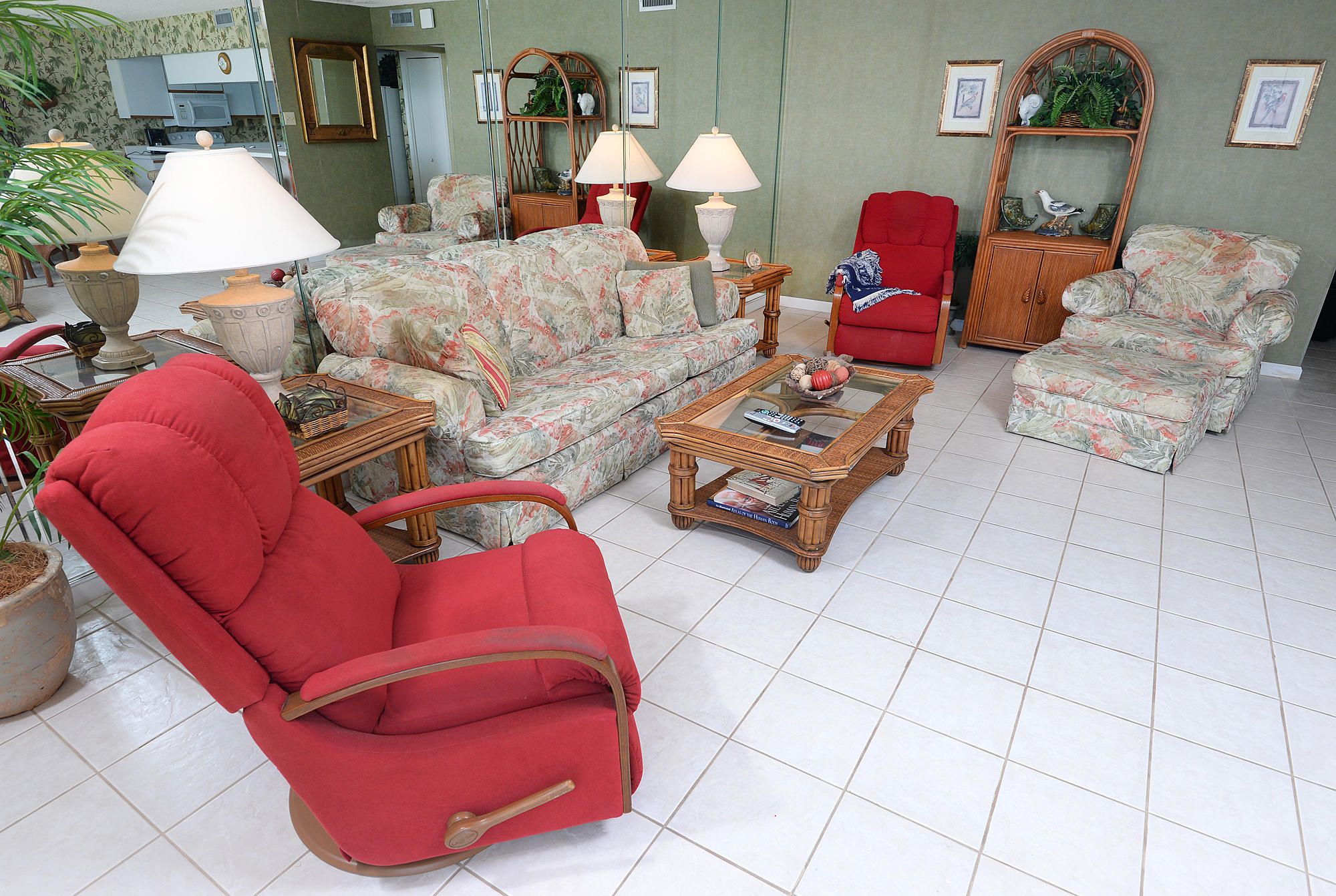 Pelican Walk - Residential