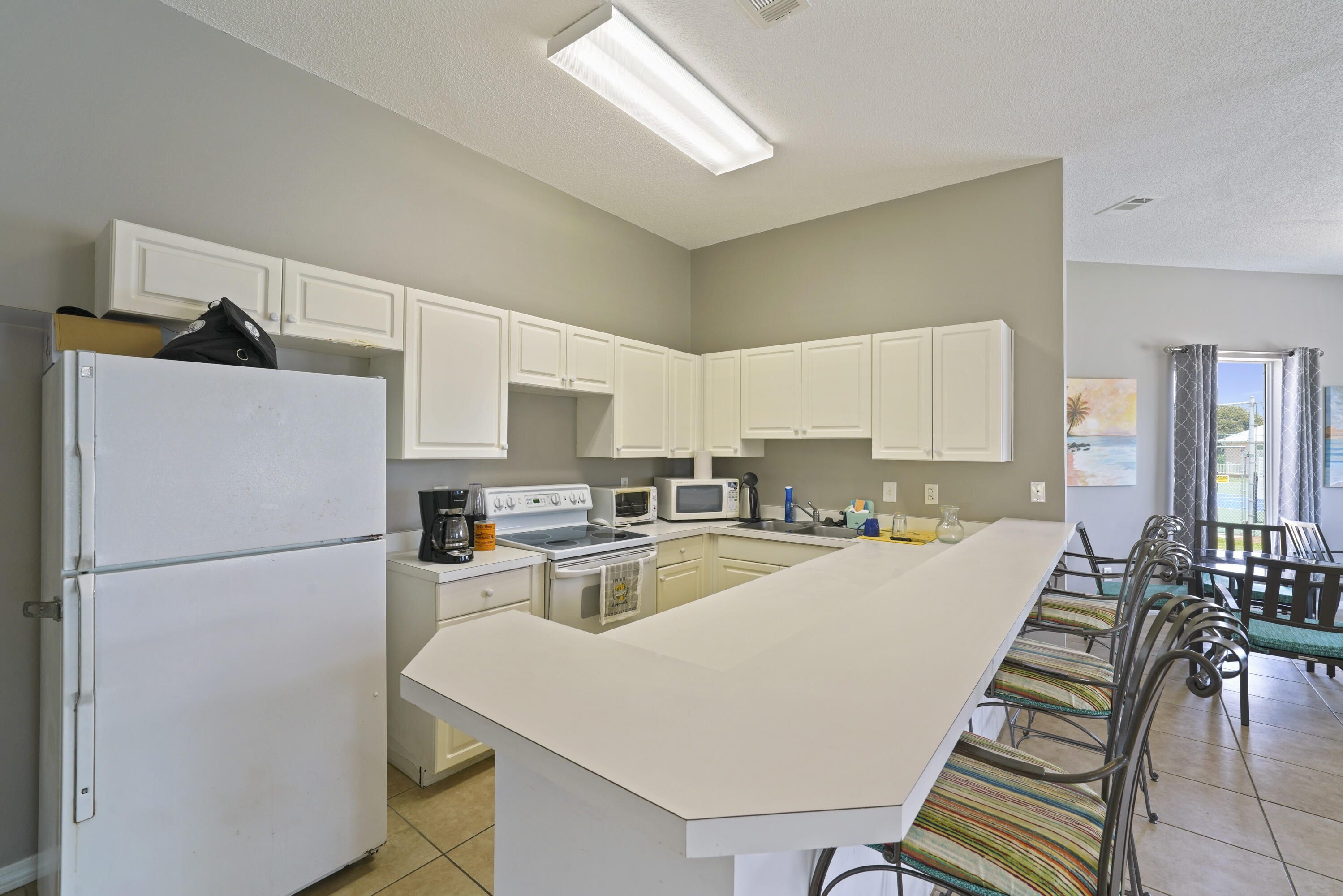 MARAVILLA CONDO 3 - Residential