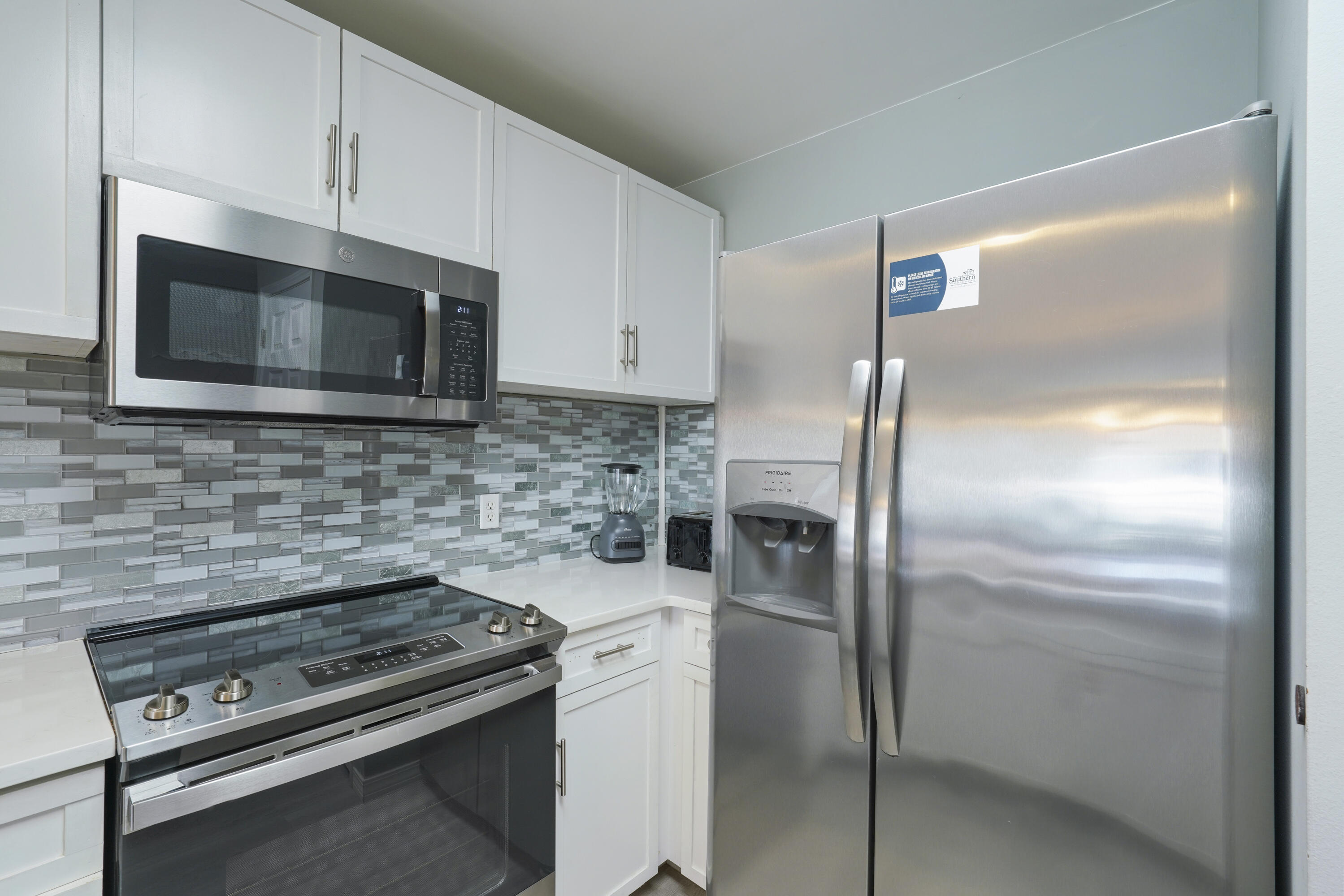MARAVILLA CONDO 3 - Residential
