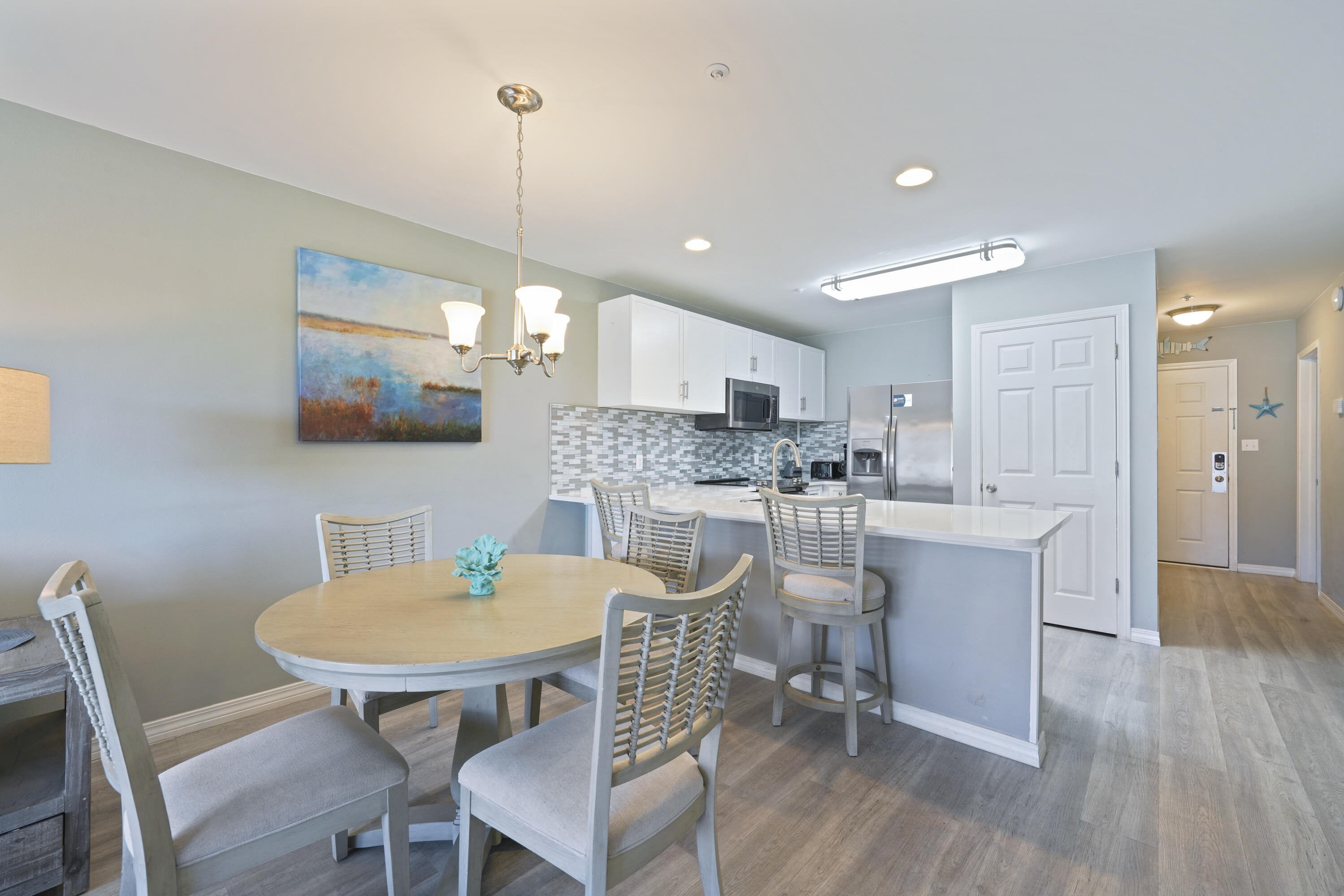 MARAVILLA CONDO 3 - Residential