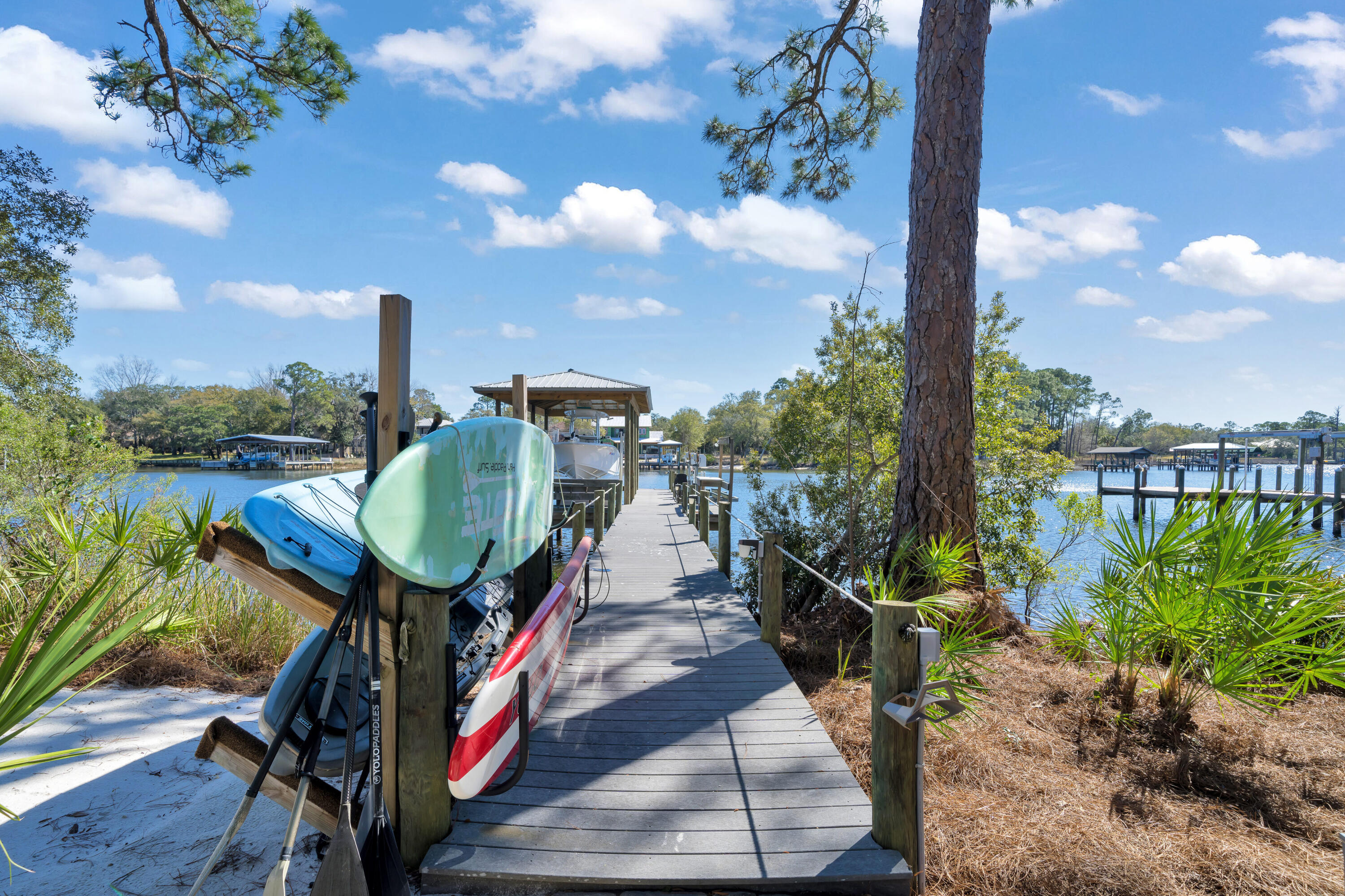 BOTANY BAYOU - Residential