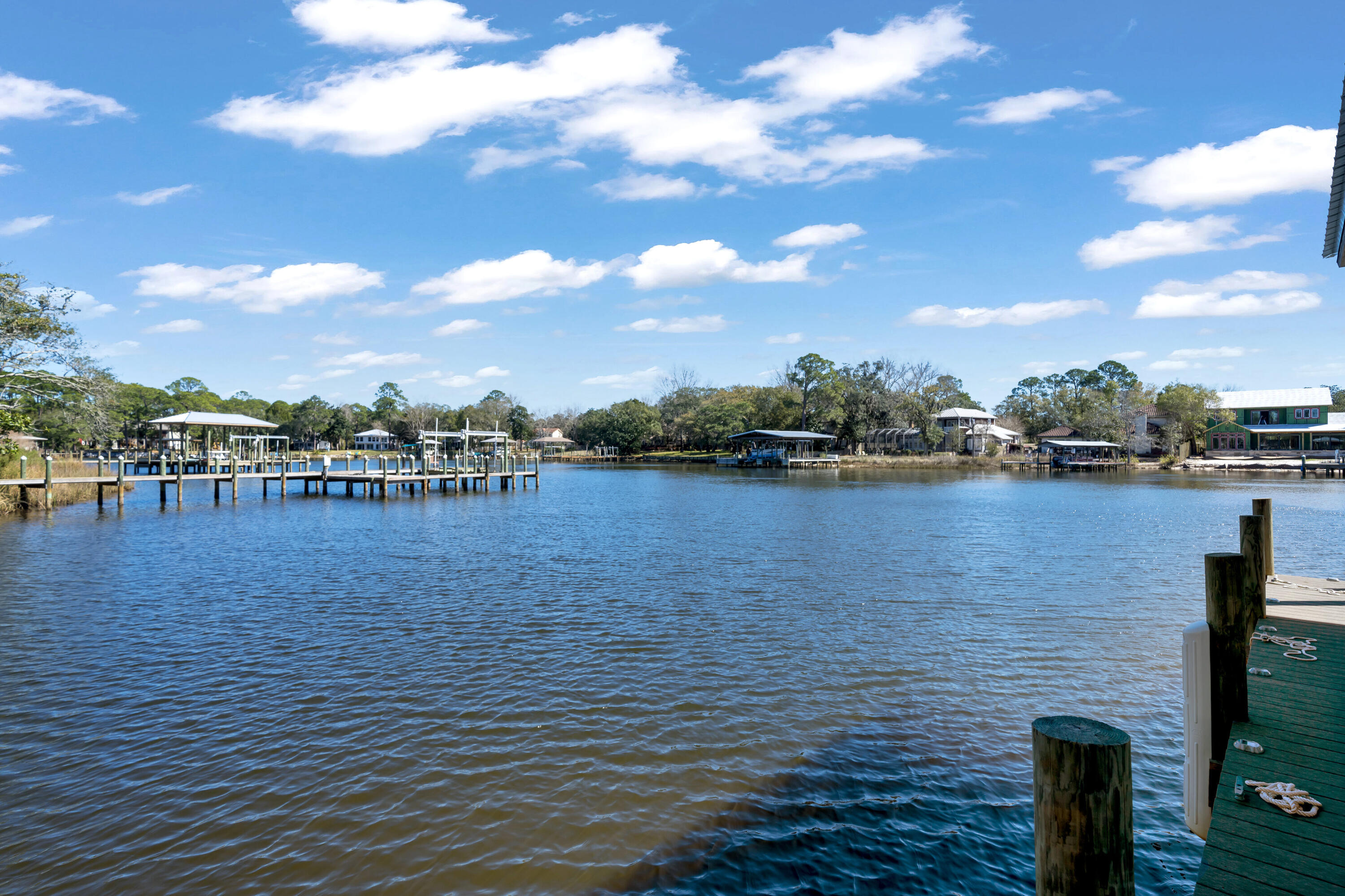 BOTANY BAYOU - Residential