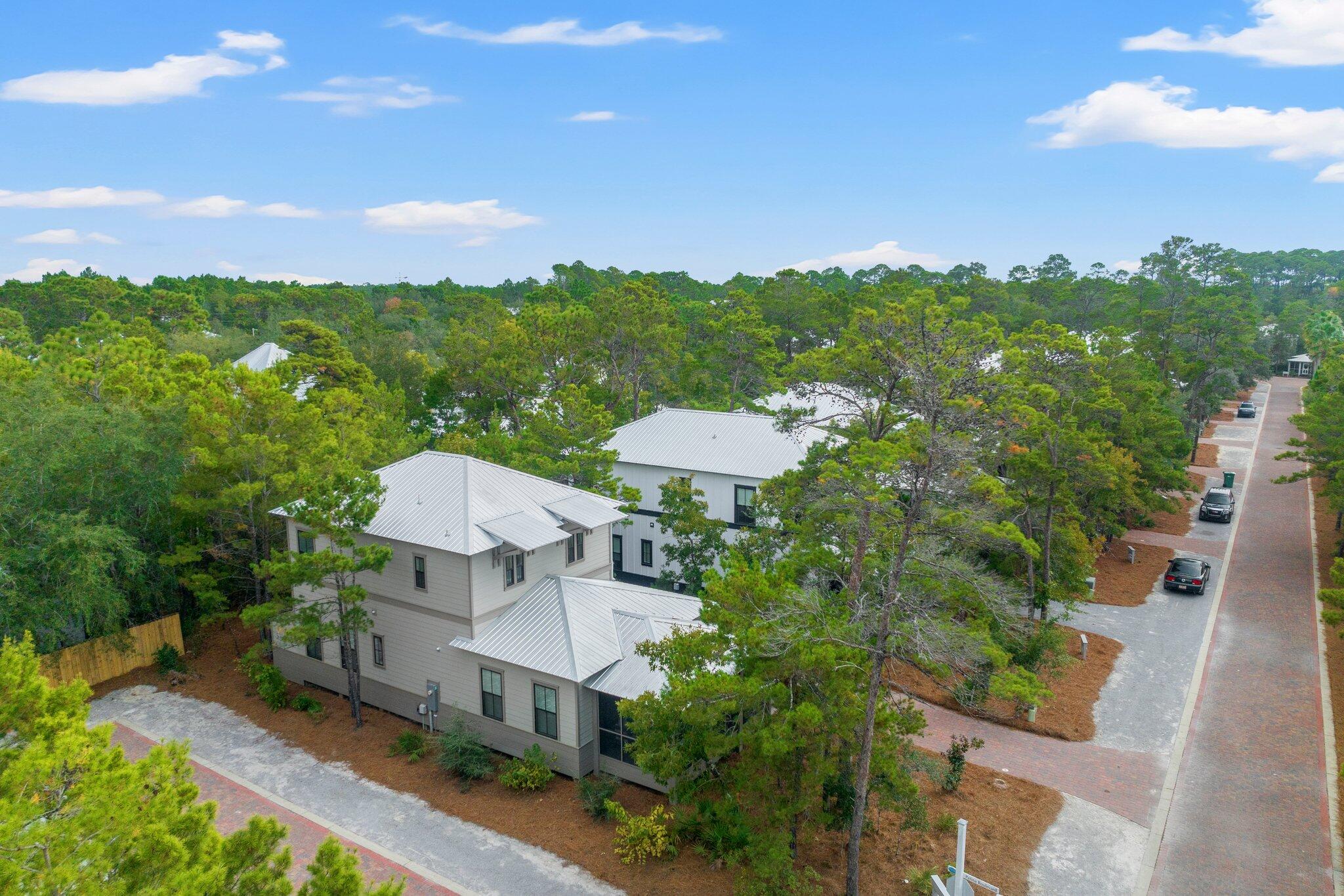 MAGNOLIA COTTAGES BY THE SEA - Residential