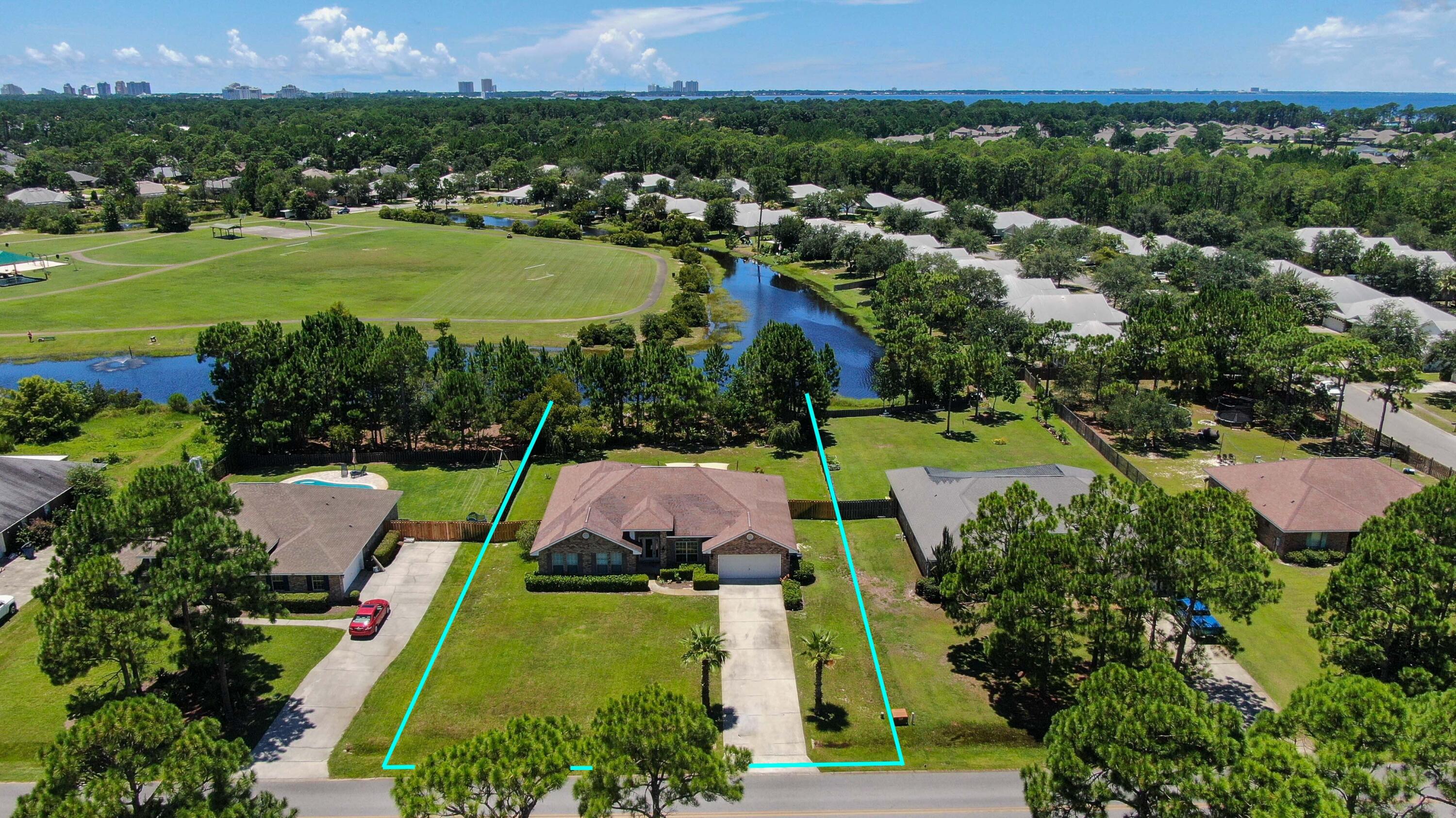 DRIFTWOOD ESTATES - Residential Lease