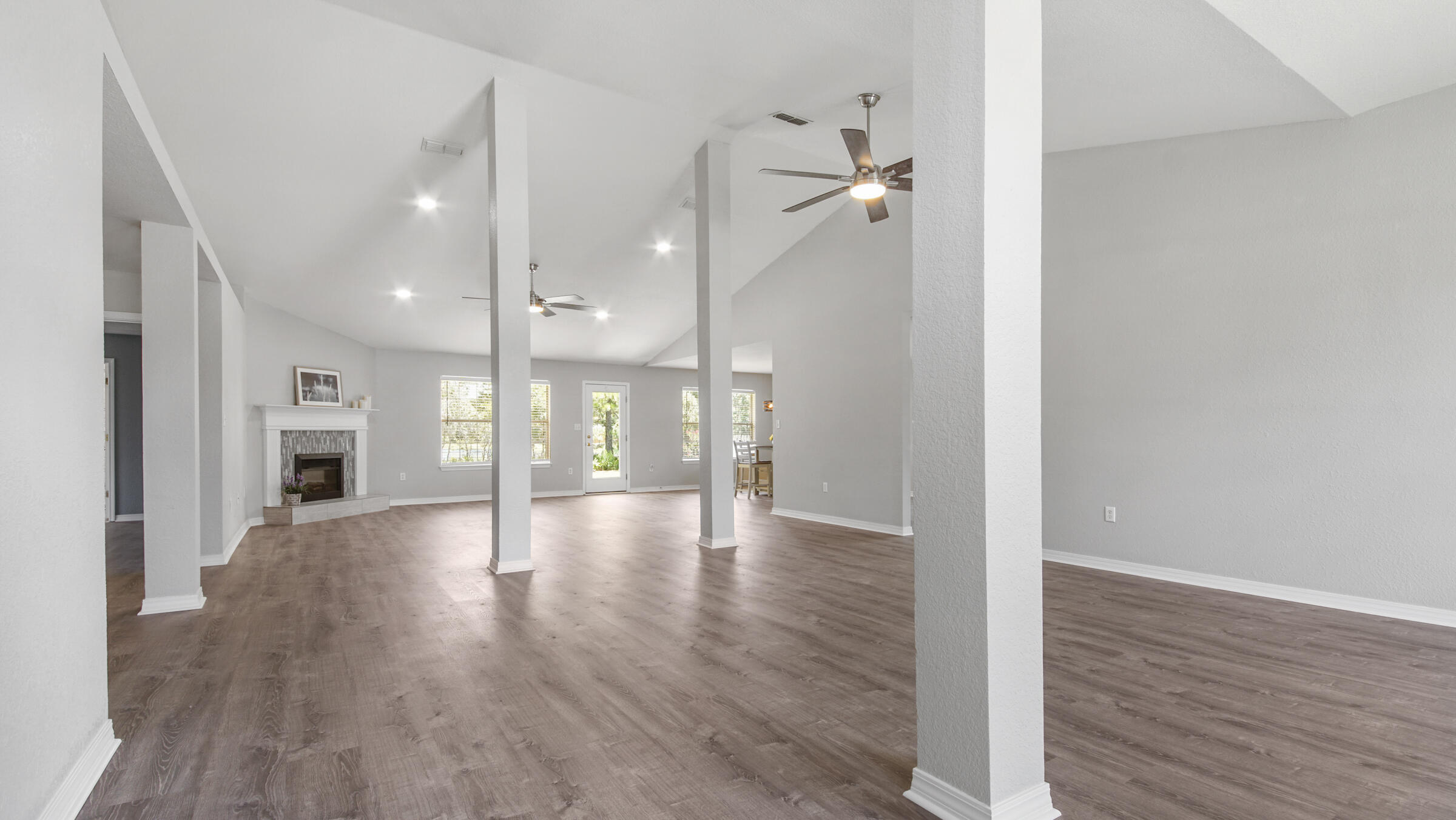 DRIFTWOOD ESTATES - Residential Lease