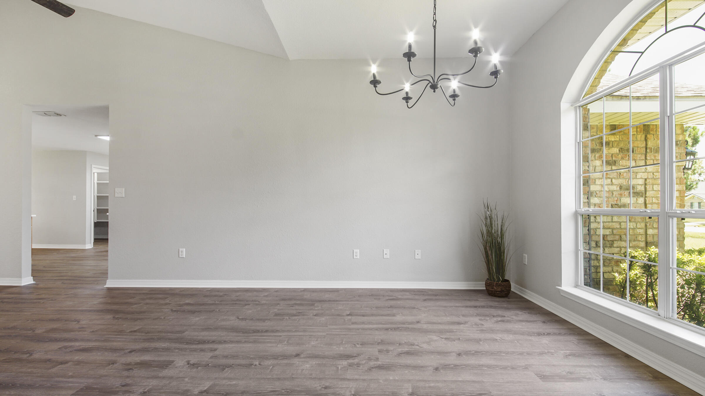 DRIFTWOOD ESTATES - Residential Lease