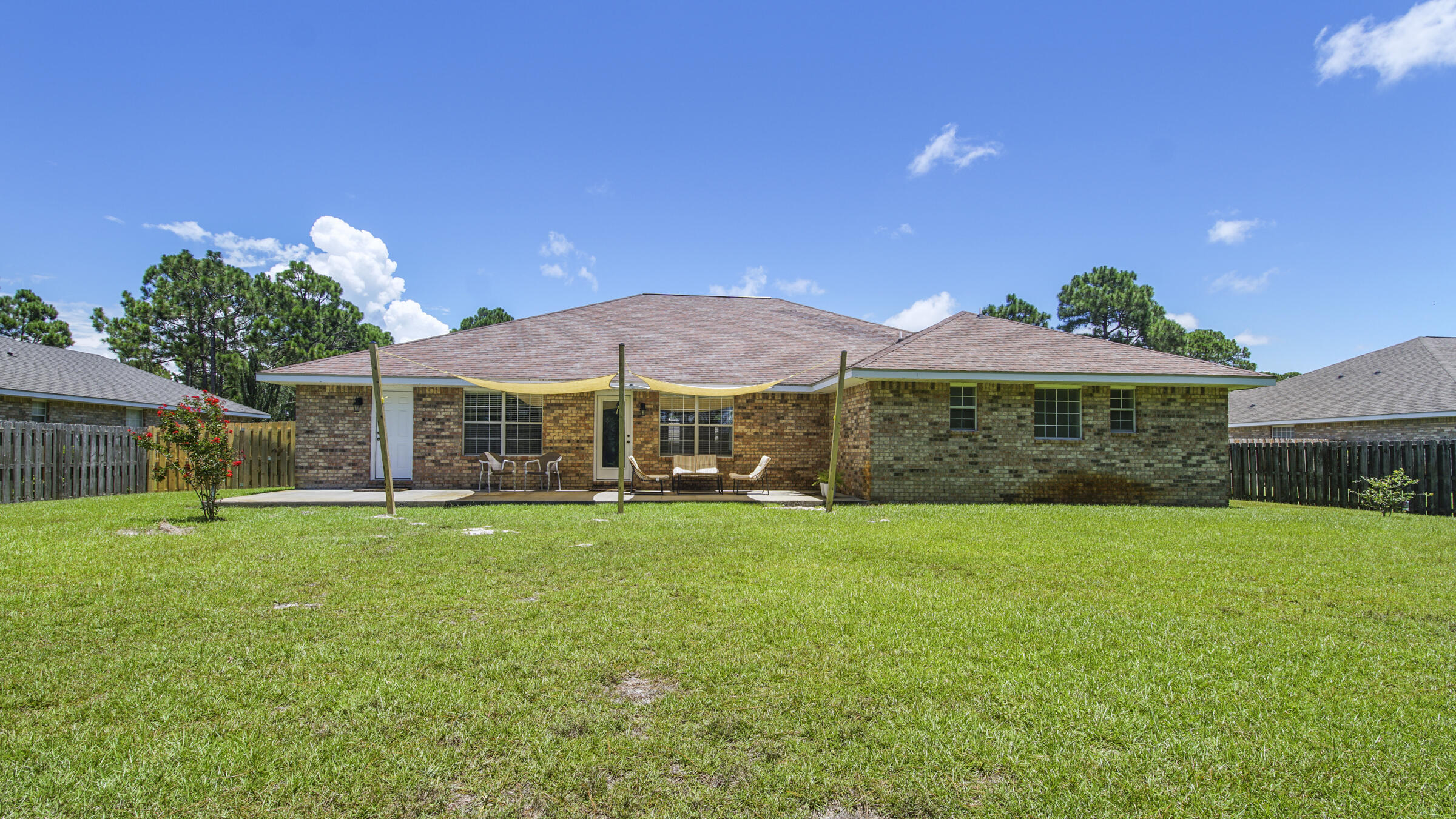 DRIFTWOOD ESTATES - Residential Lease