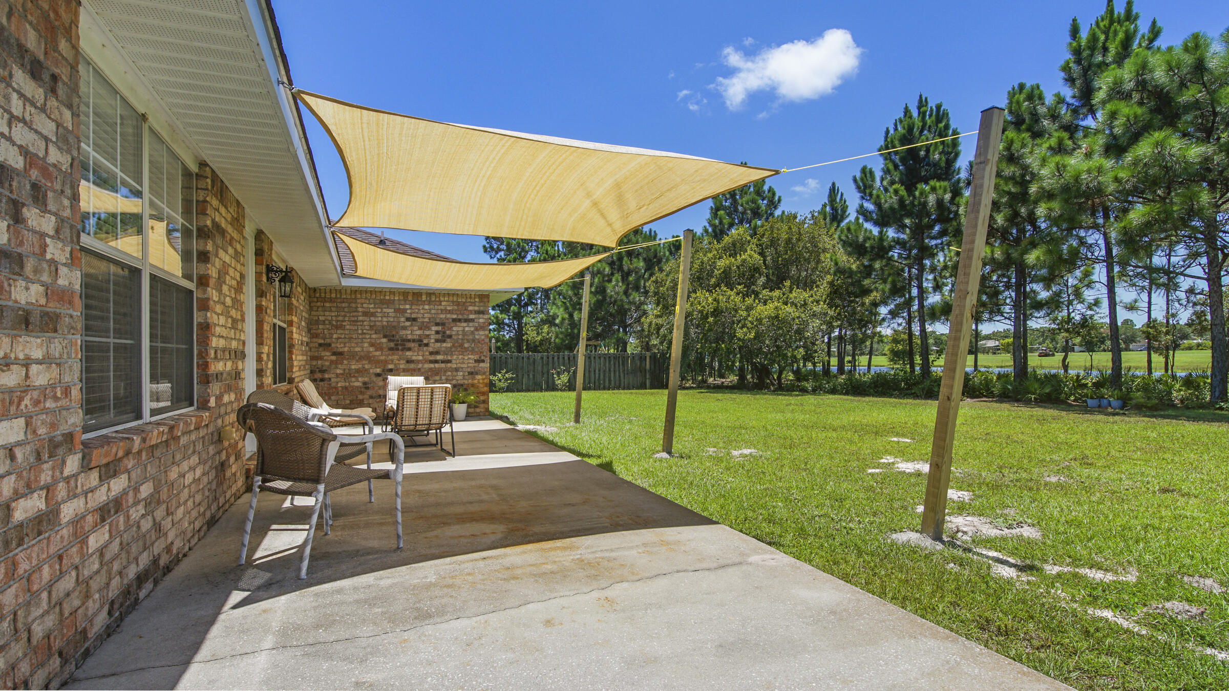 DRIFTWOOD ESTATES - Residential Lease