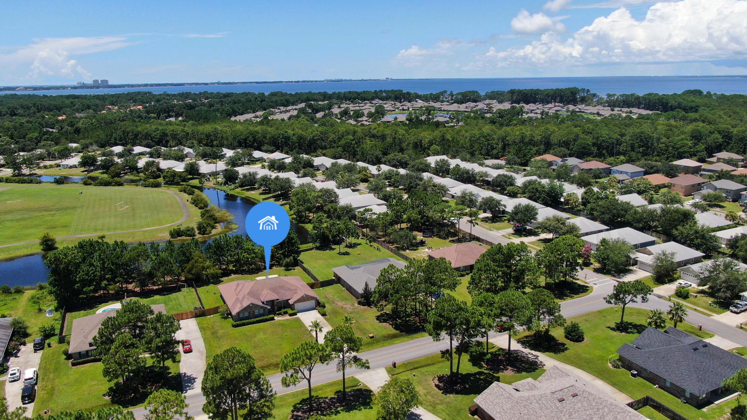 DRIFTWOOD ESTATES - Residential Lease