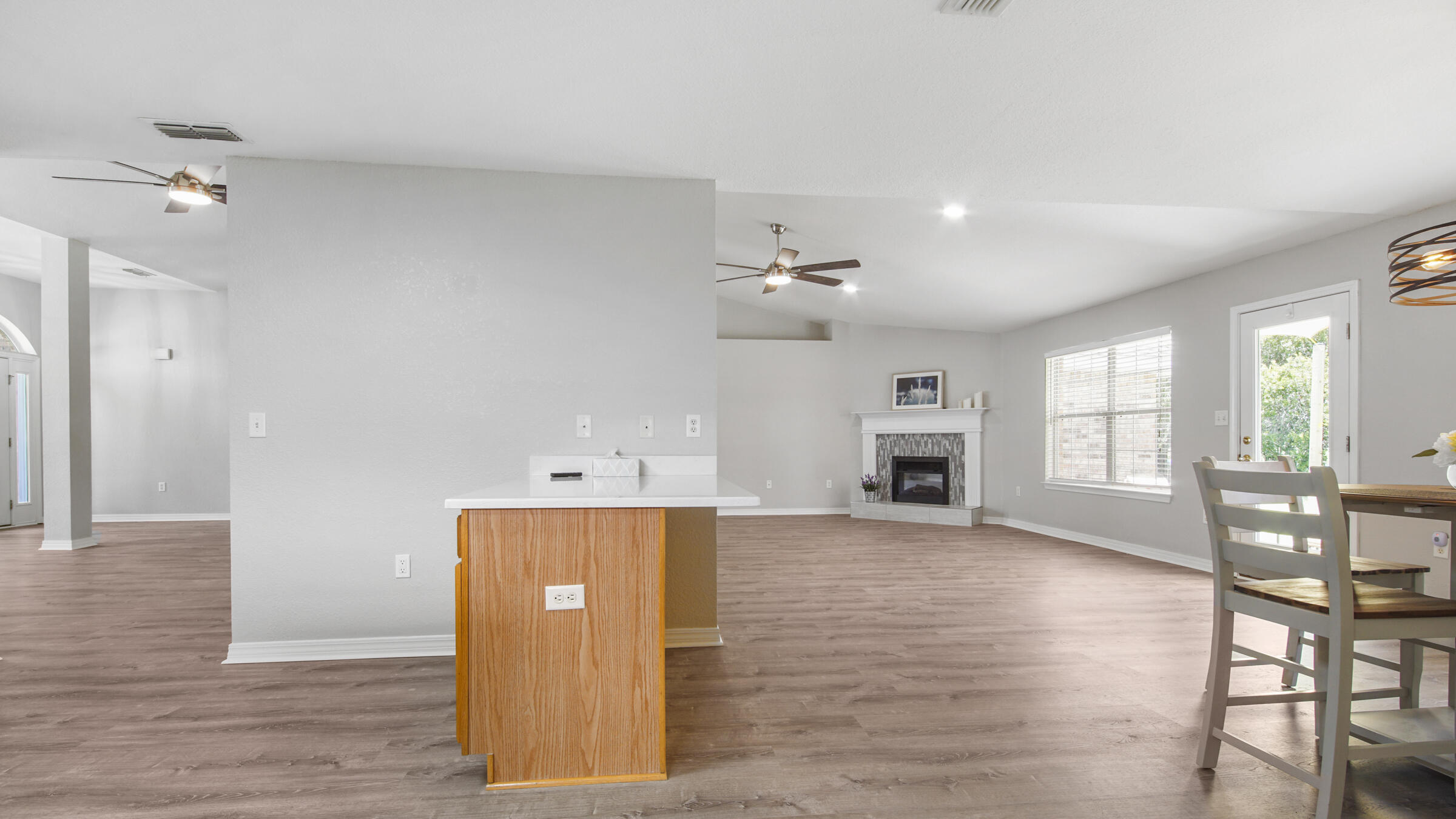 DRIFTWOOD ESTATES - Residential Lease