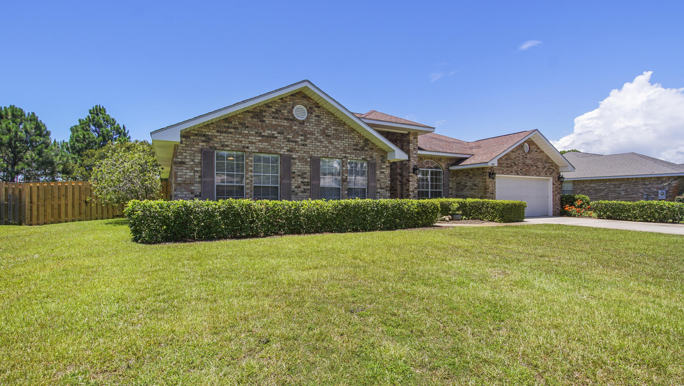 DRIFTWOOD ESTATES - Residential Lease