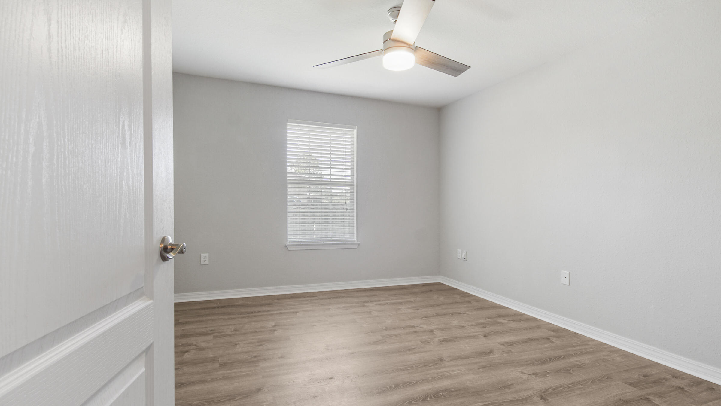 DRIFTWOOD ESTATES - Residential Lease