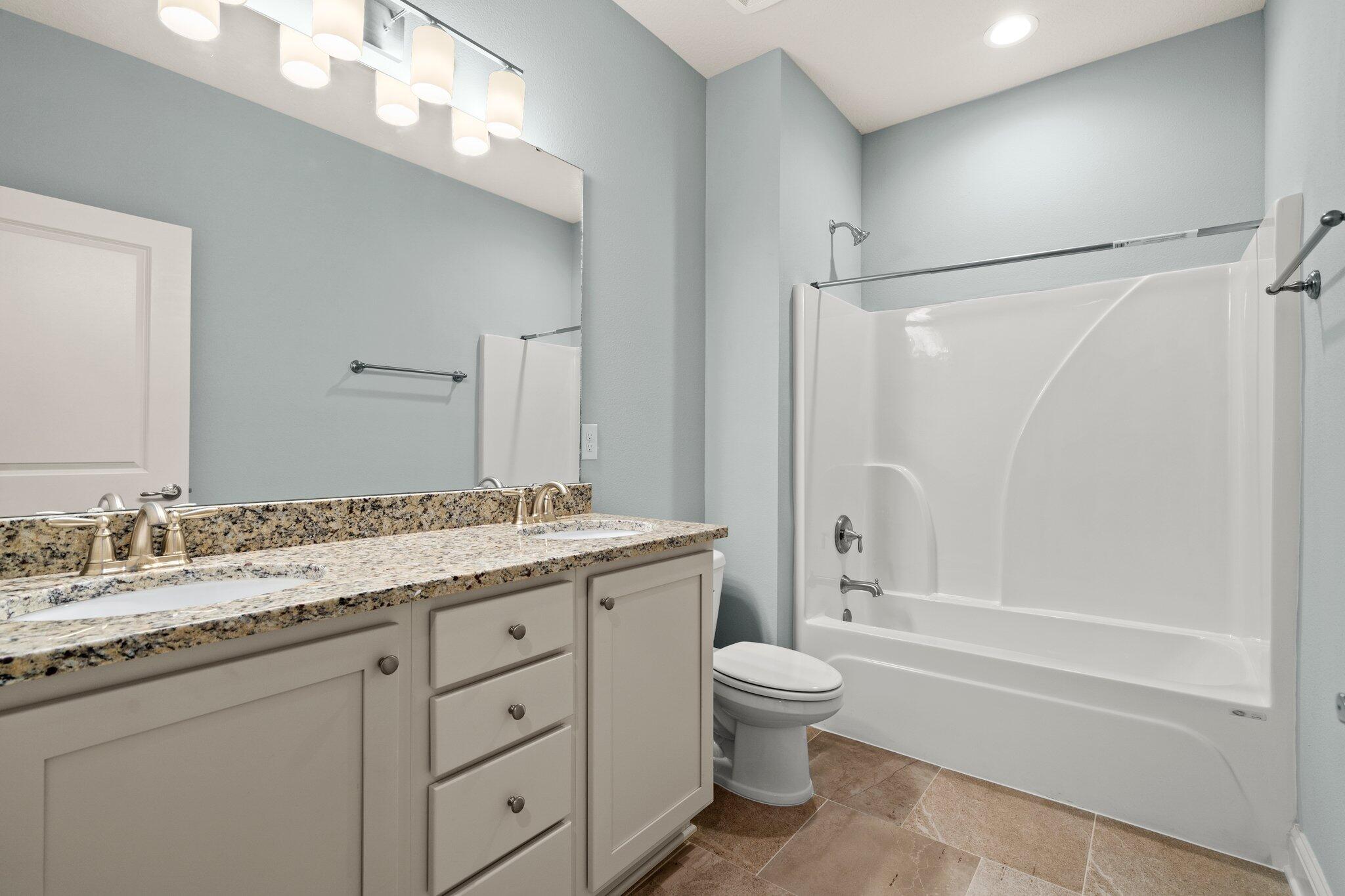 LAUREL OAKS S/D - Residential Lease