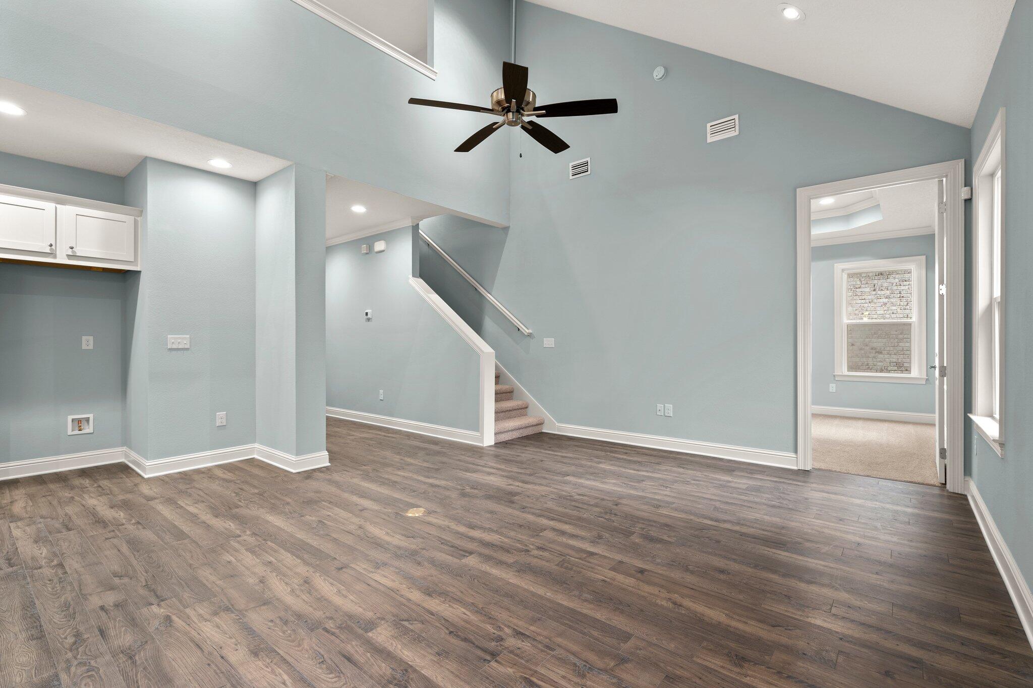 LAUREL OAKS S/D - Residential Lease