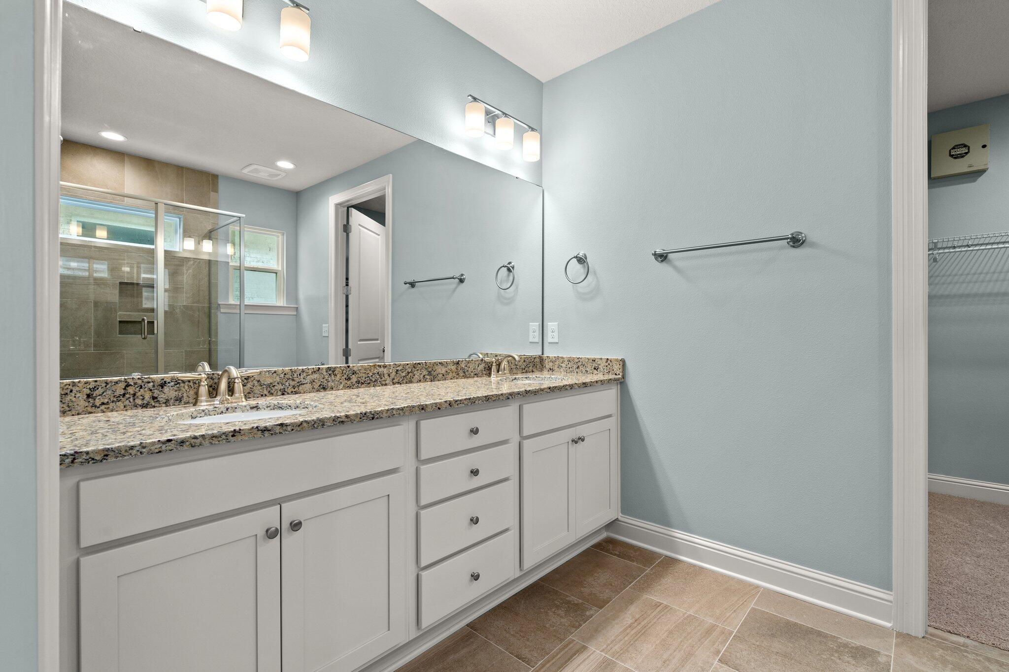 LAUREL OAKS S/D - Residential Lease