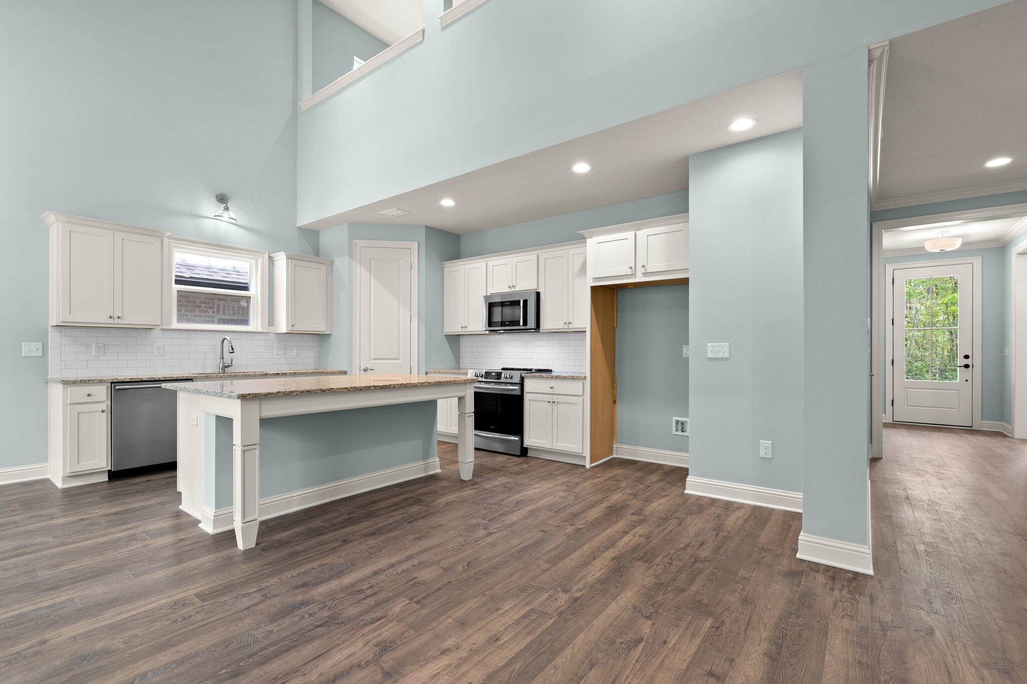 LAUREL OAKS S/D - Residential Lease