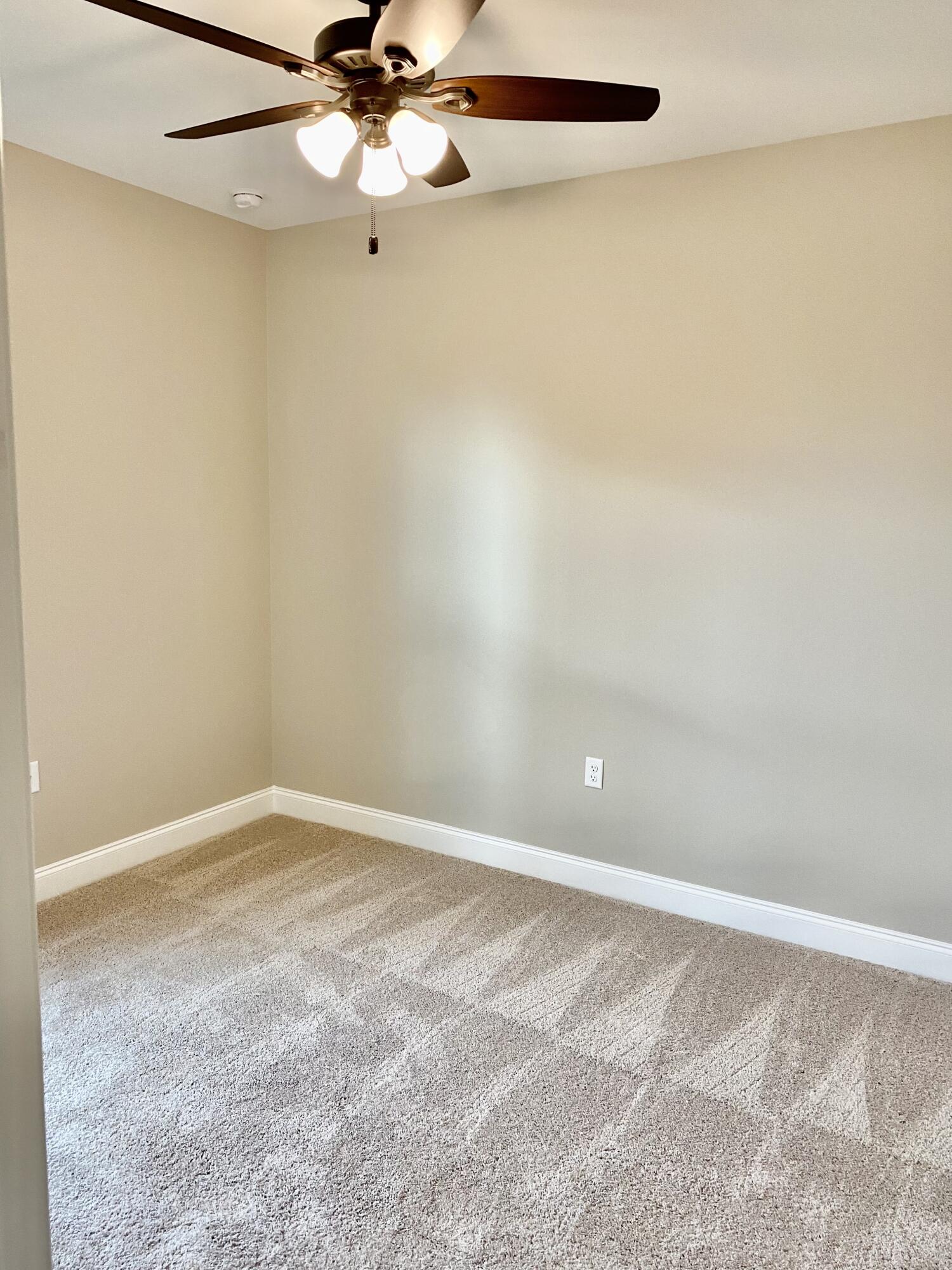 MCKENZIE MEADOWS - Residential
