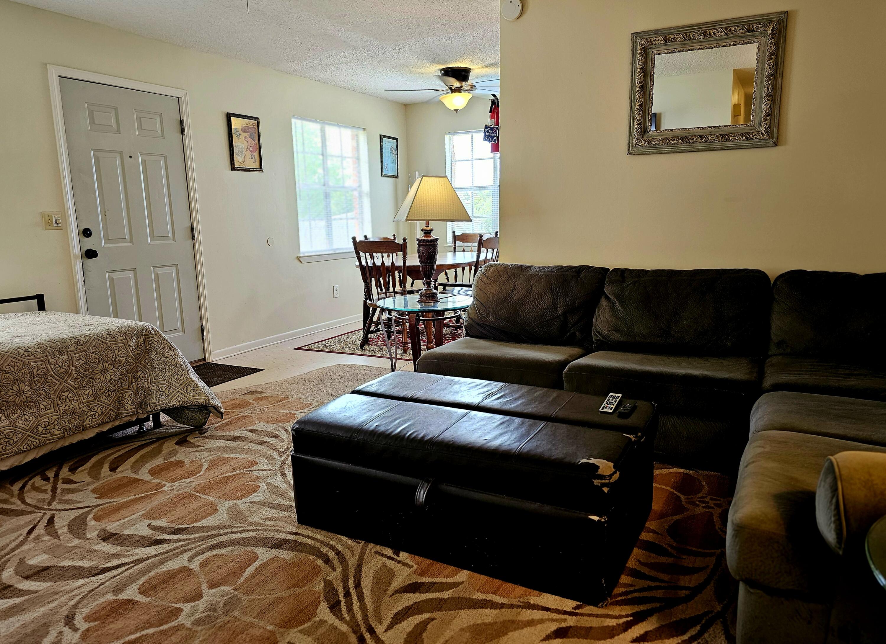 NO RECORDED SUBDIVISION - Residential