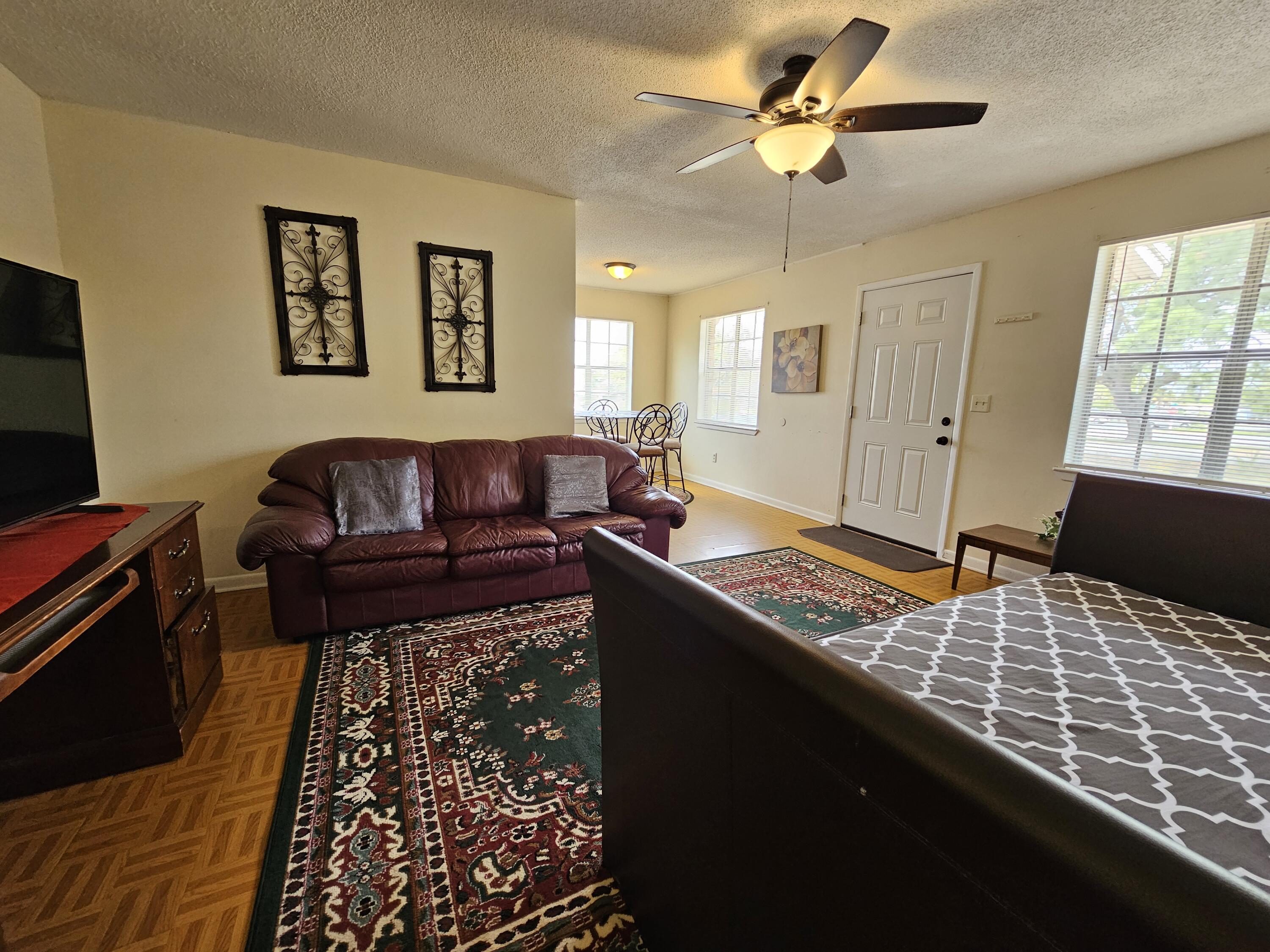 NO RECORDED SUBDIVISION - Residential