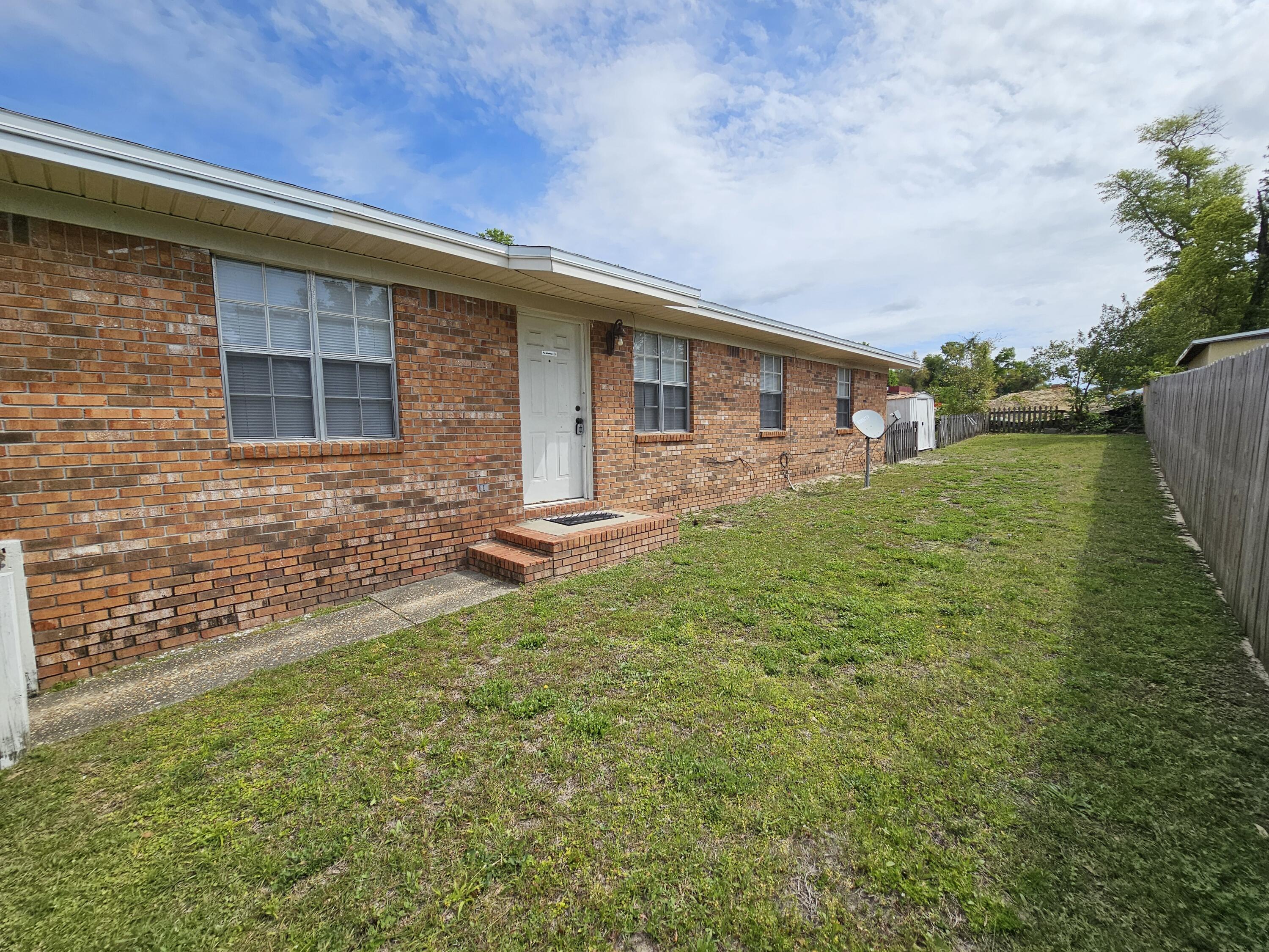 NO RECORDED SUBDIVISION - Residential