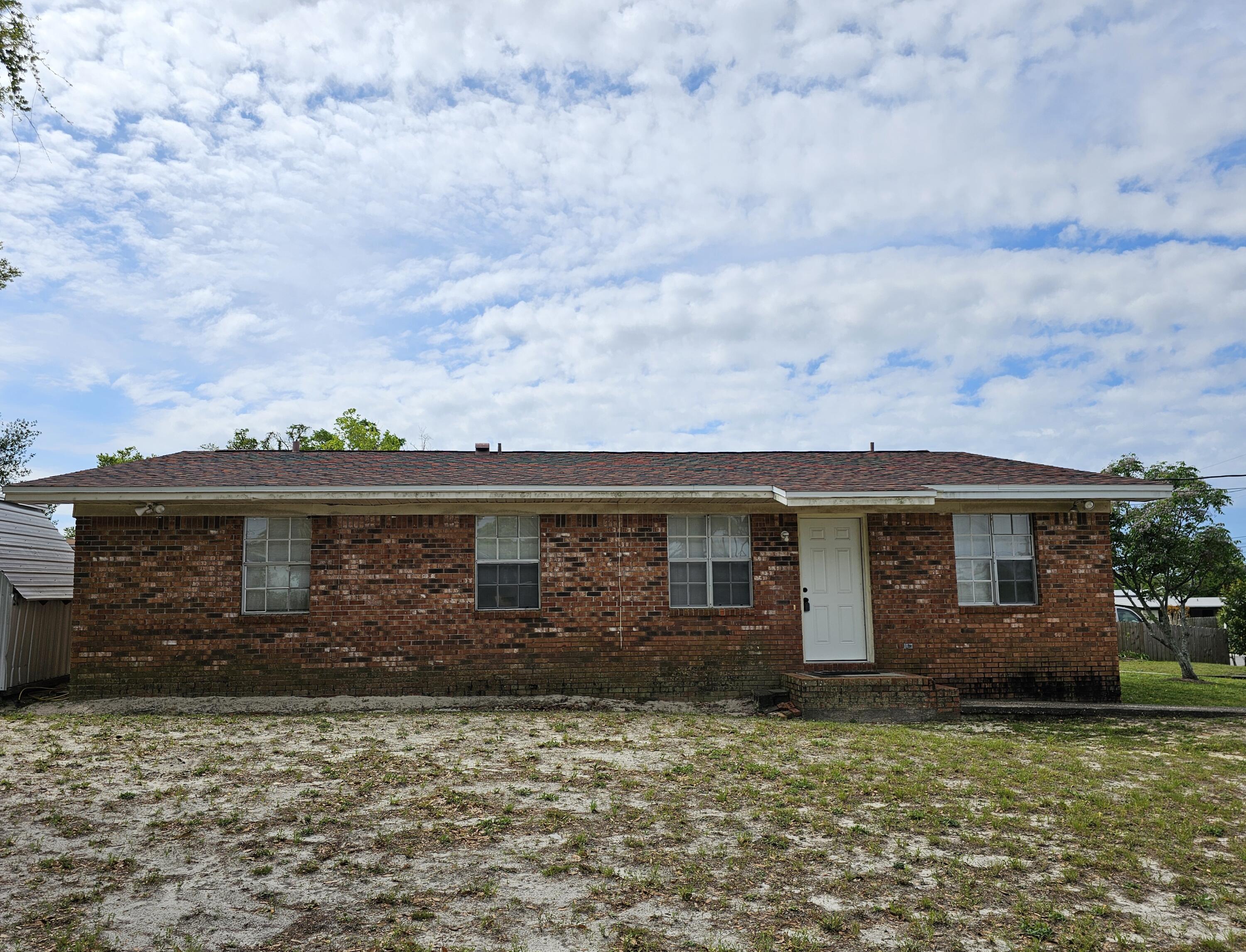 NO RECORDED SUBDIVISION - Residential