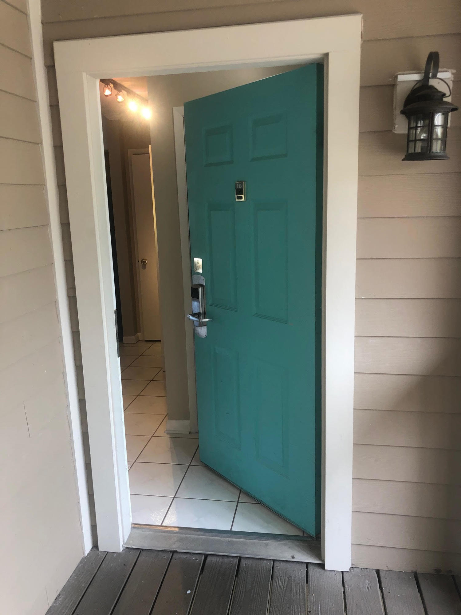 HARBOUR POINT CONDO - Residential