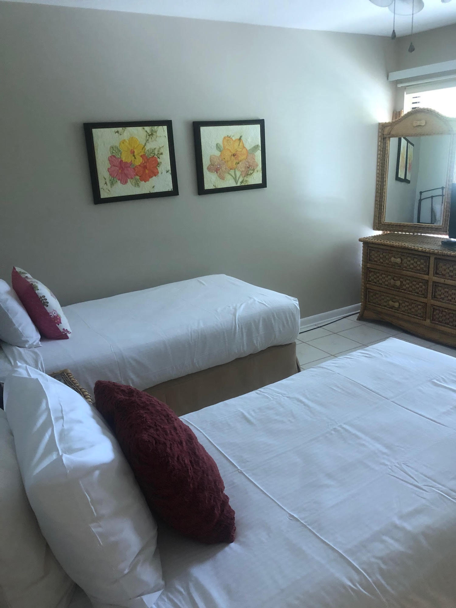 HARBOUR POINT CONDO - Residential