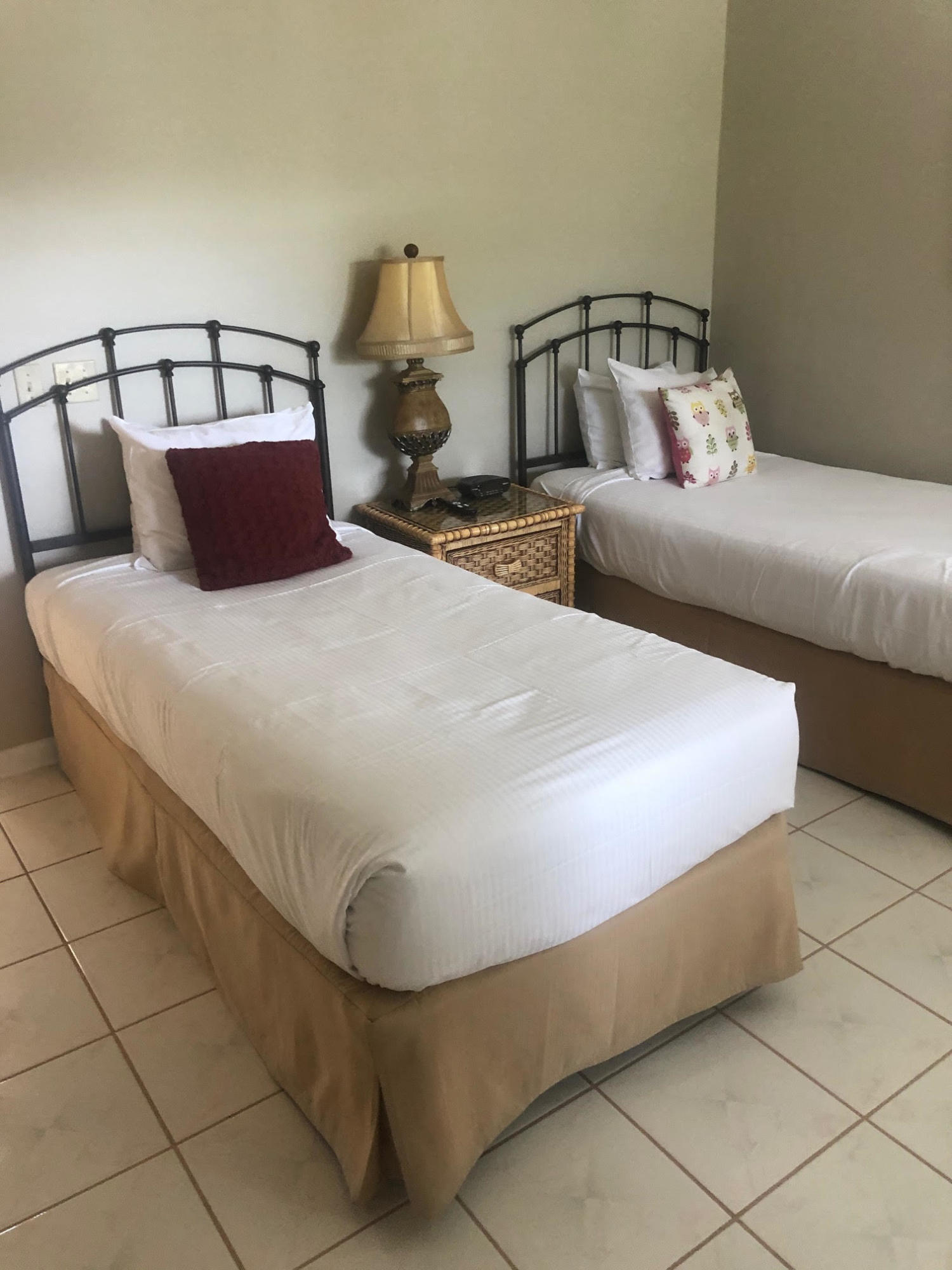 HARBOUR POINT CONDO - Residential