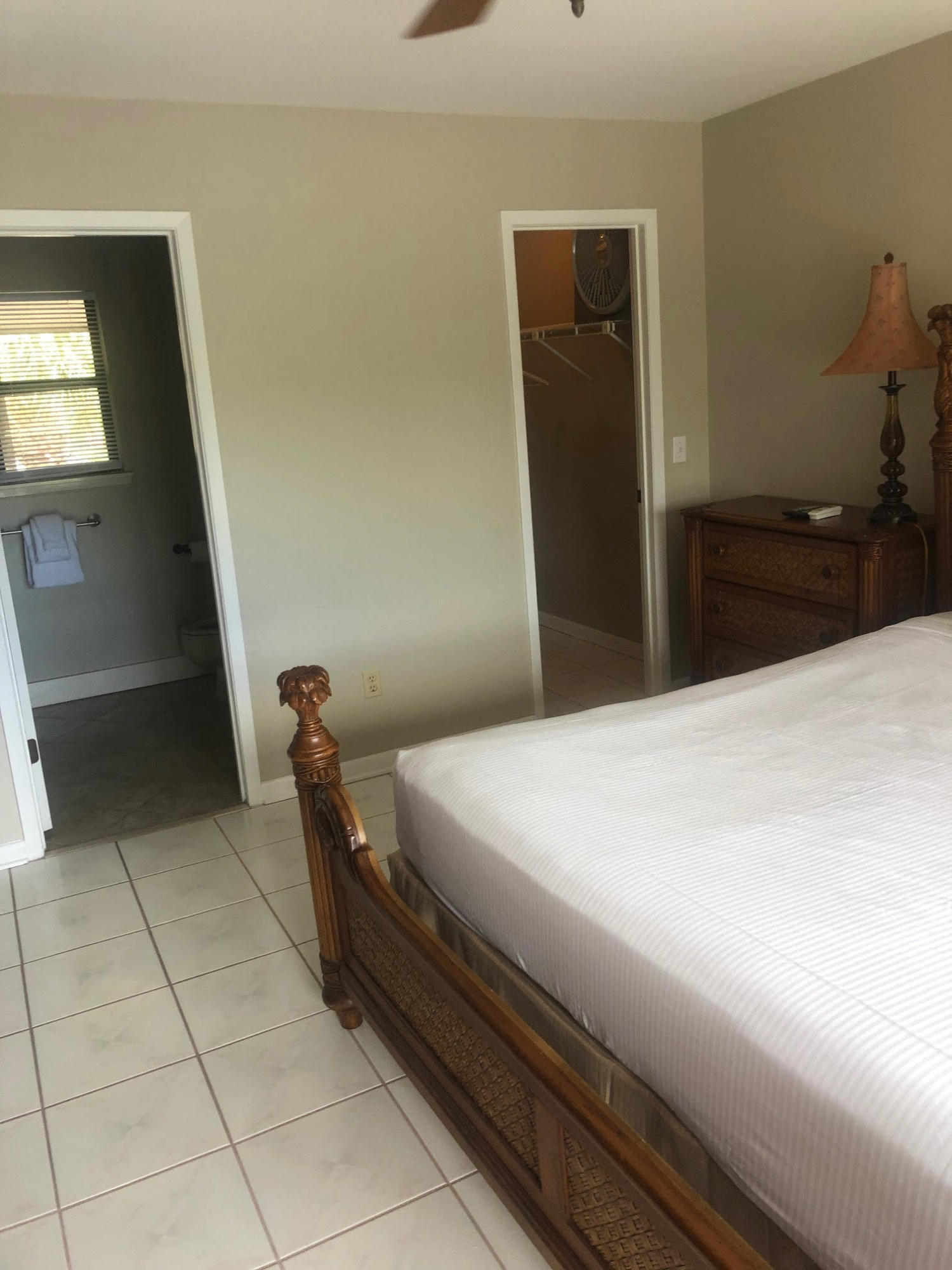 HARBOUR POINT CONDO - Residential