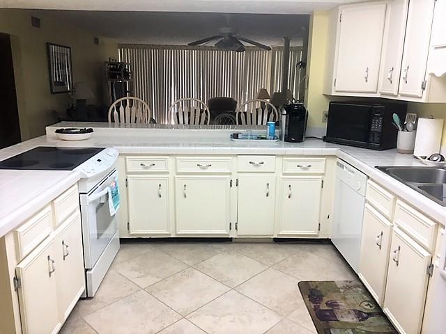 SHORELINE TOWERS 3 - Residential