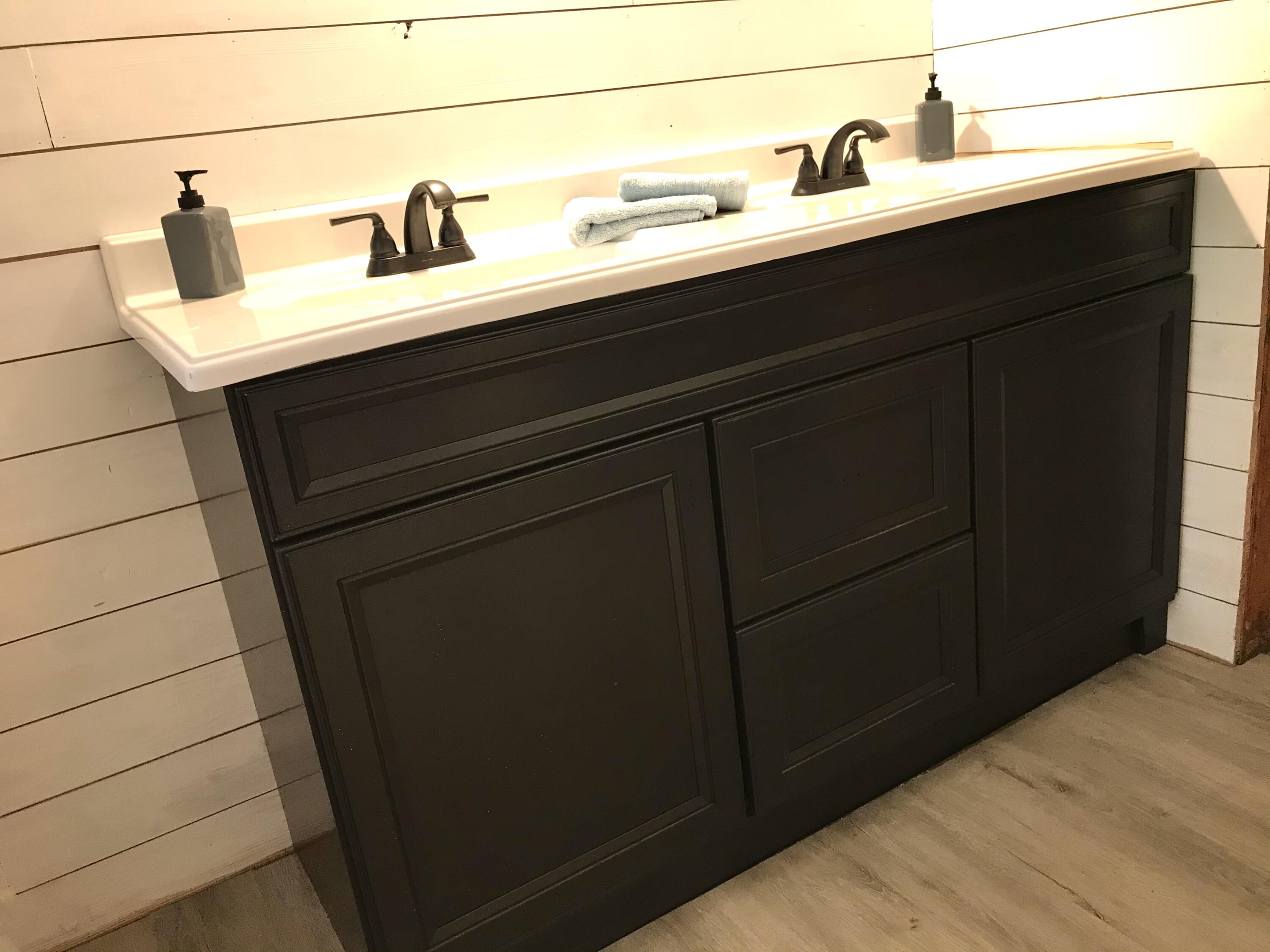 EDNEYS WEST HILL - Residential